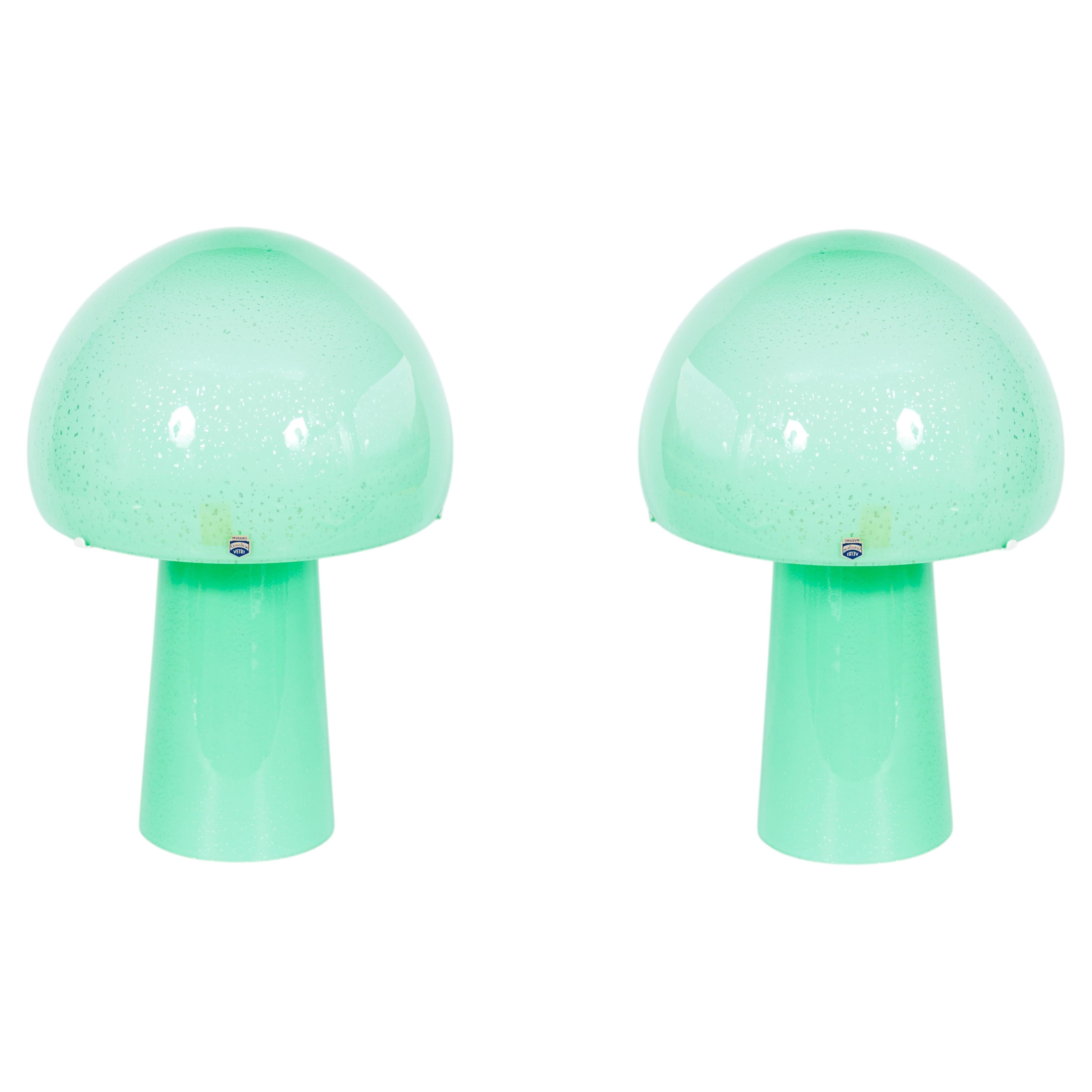 Pair of Cenedese Murano Glass Mushroom Table Lamps, Green with Silver Inclusion For Sale