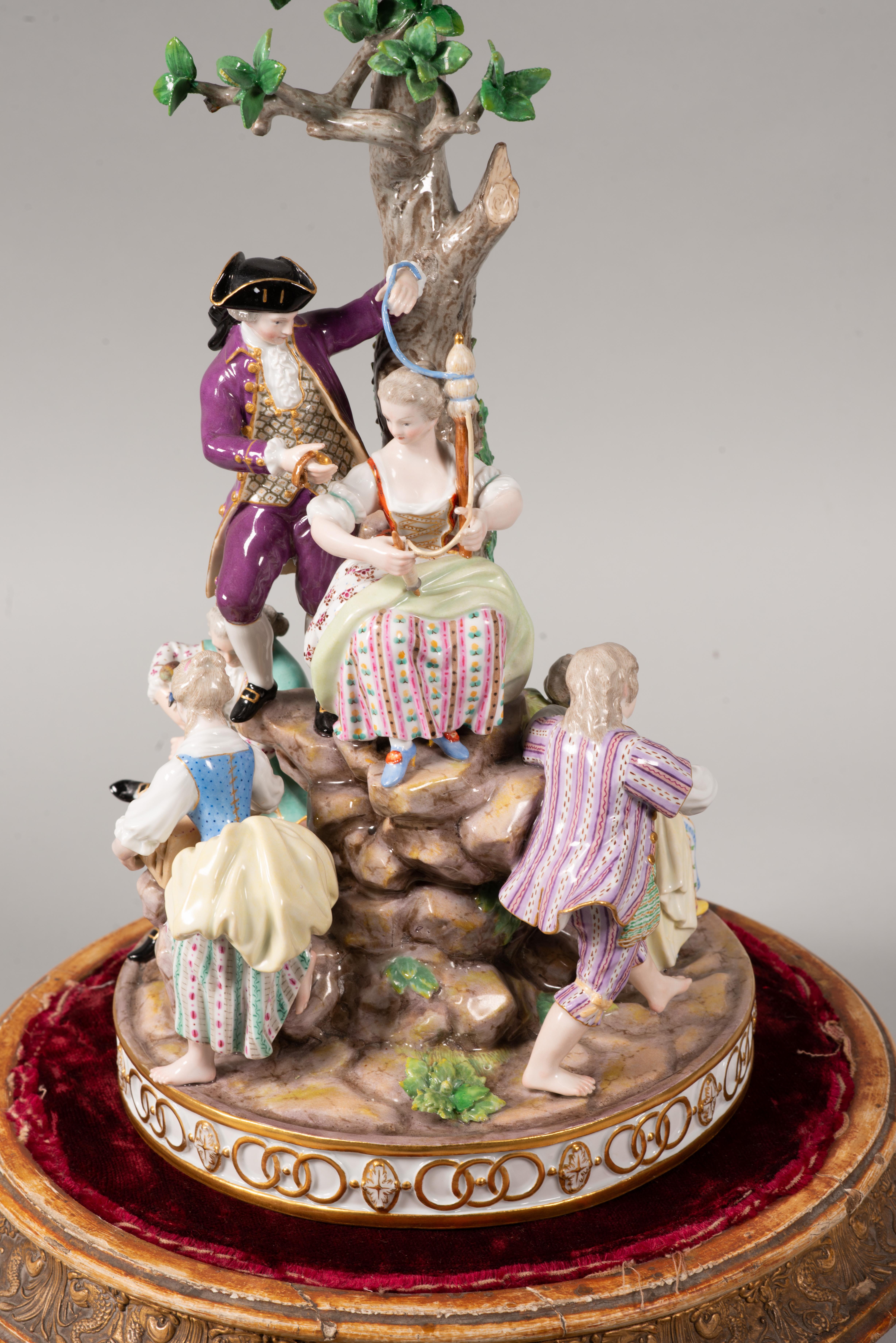 Ein Paar Tafelaufsätze. Glasiertes Porzellan, etc. Meißen, Deutschland, s. 19. (Sonstiges) im Angebot