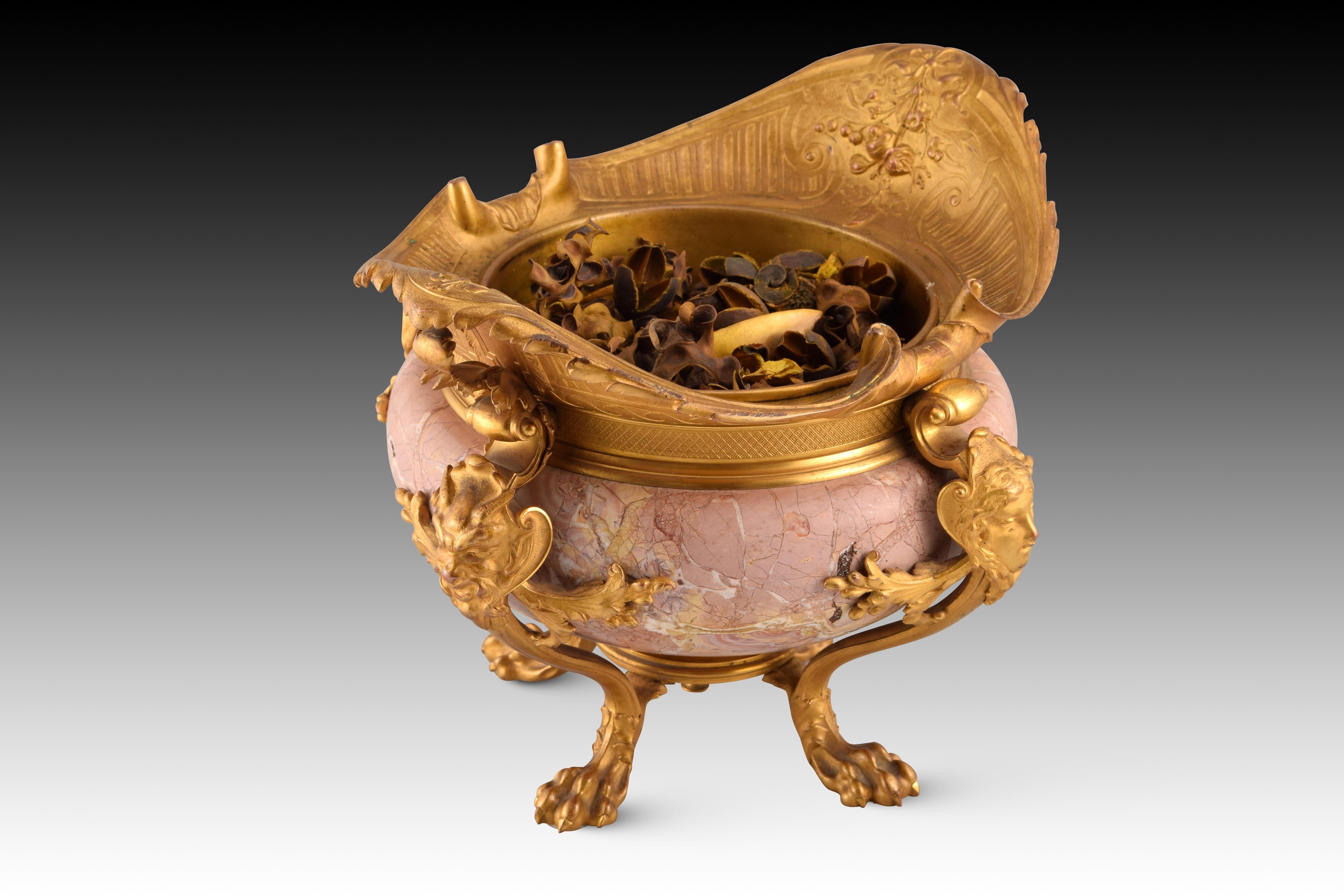 Pair of Centerpieces. Ormolu, Marble. France, Late 19th Century 5