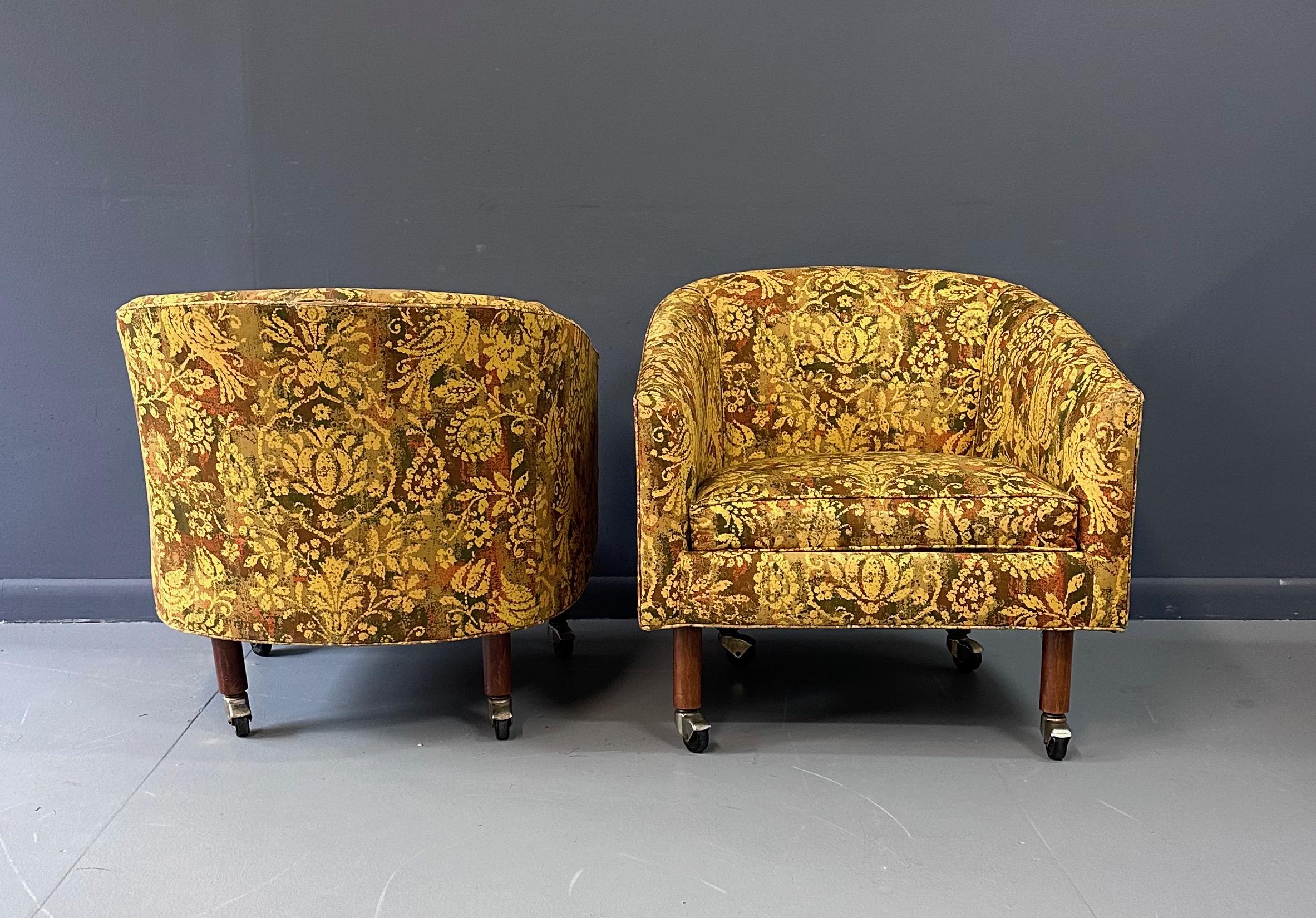 20th Century Pair of Century Furniture Cos Barrel Back Chairs with Walnut Legs and Casters For Sale