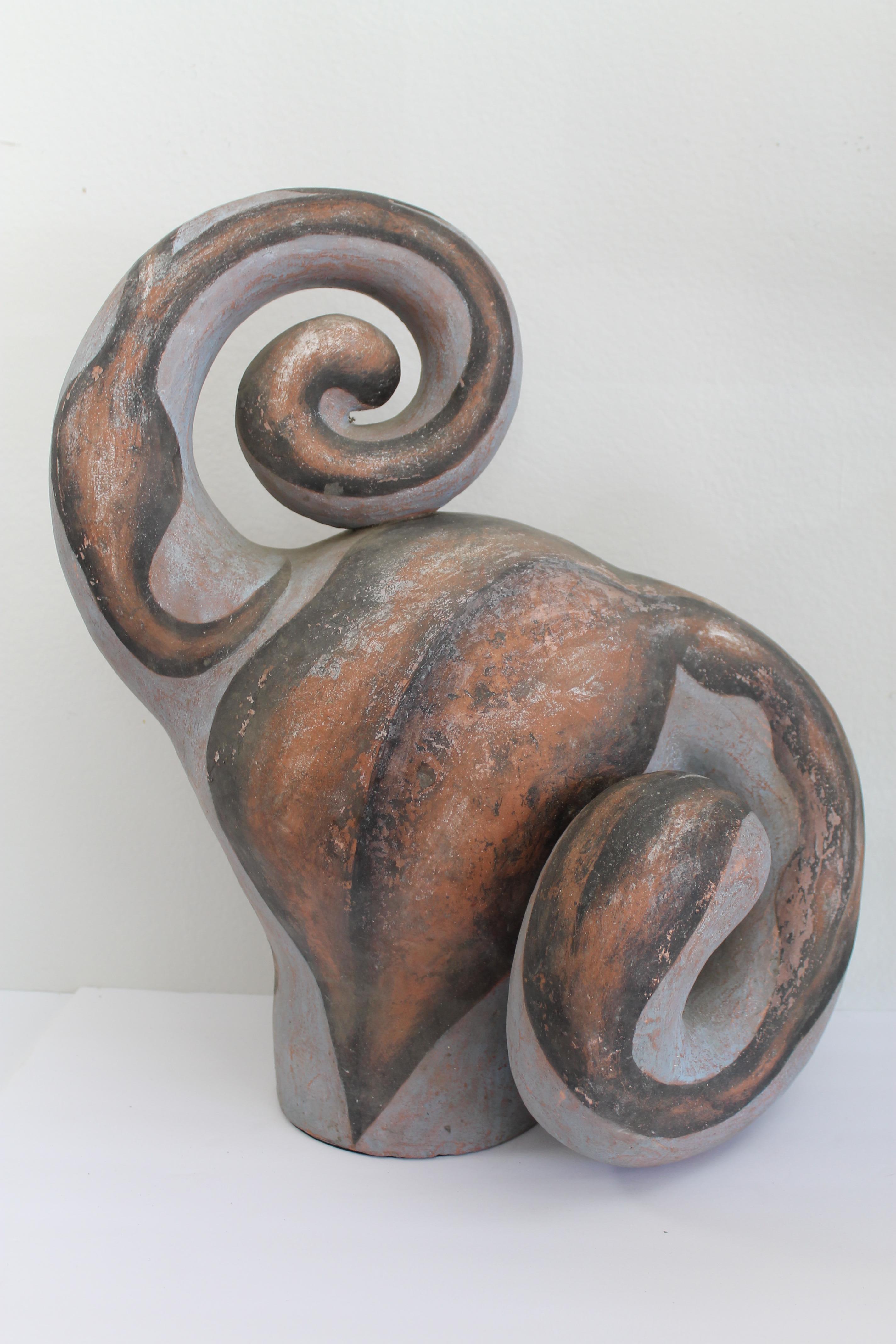 Mid-Century moderno Coppia di sculture astratte in ceramica di James Kouretas in vendita