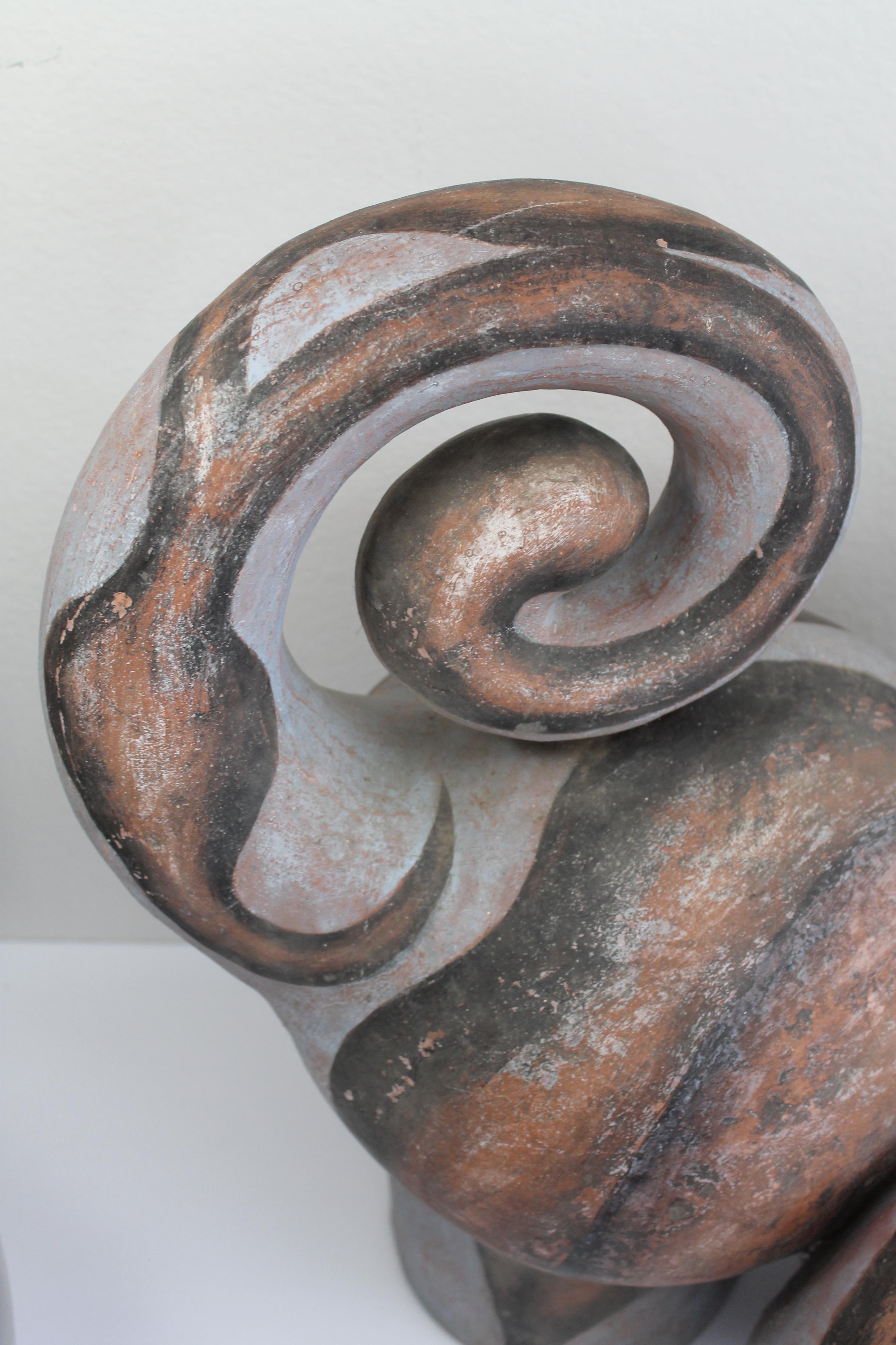 Paire de sculptures abstraites en céramique de James Kouretas en vente 1