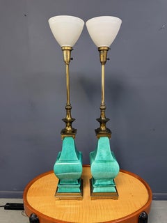 Paire de lampes de table en céramique et laiton, créées par Edwin Cole pour Stiffel Mid Century