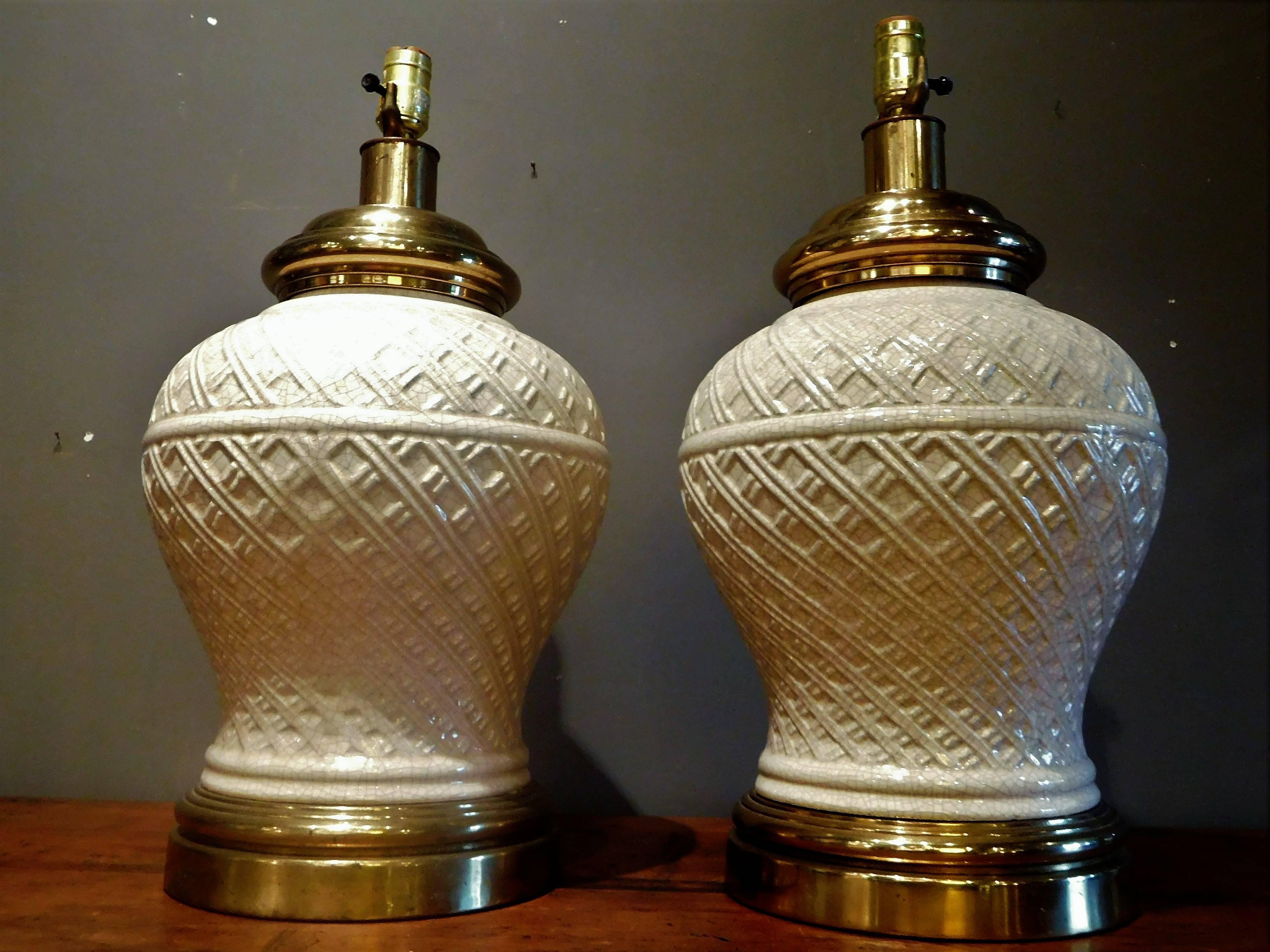 Pair of Ceramic Basket-Weave Paul Hanson Lamps with Ivory Crackle Glaze, 1955 For Sale 1