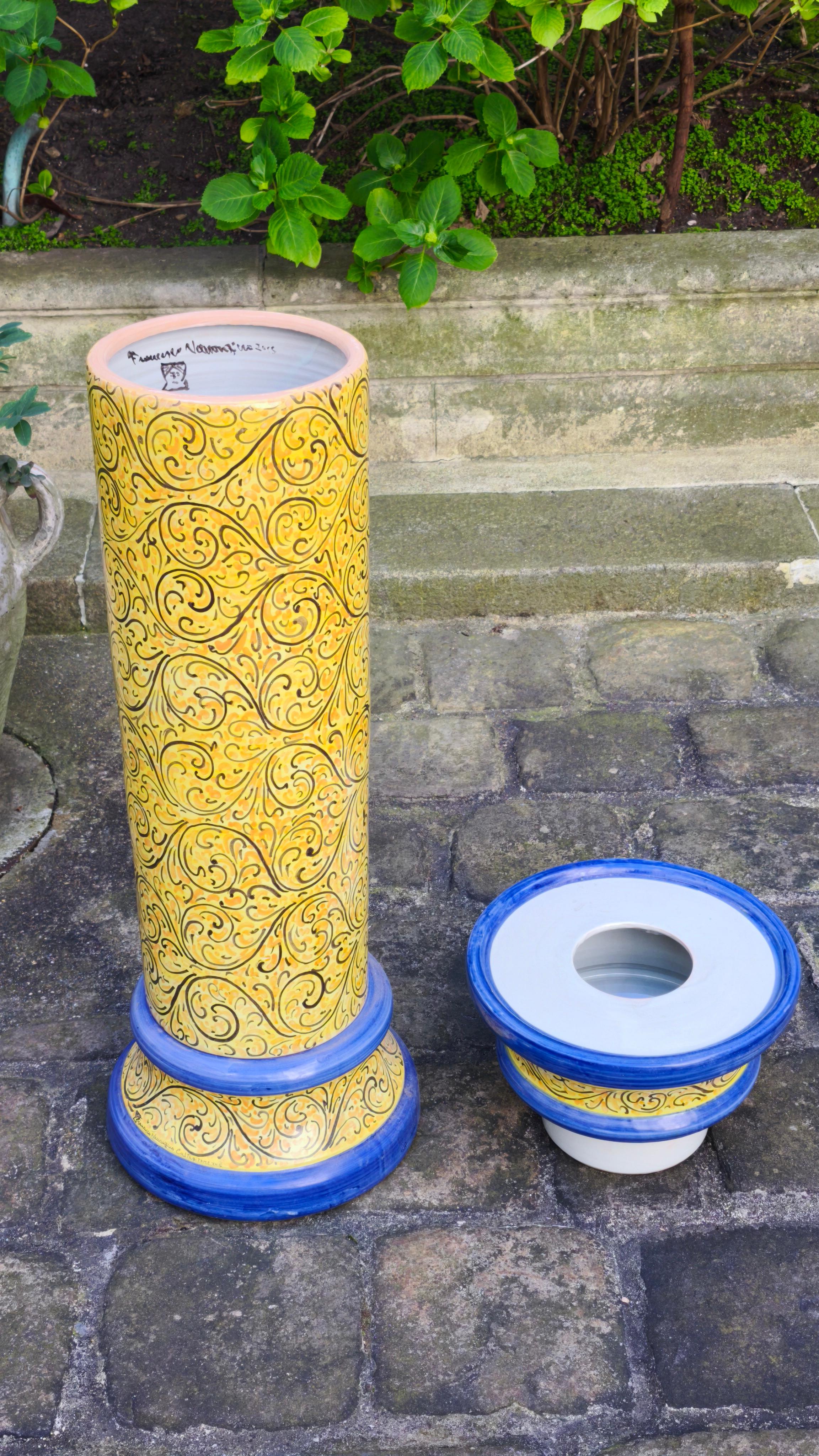 Pair of ceramic columns, stands, pedestals, Italy For Sale 4
