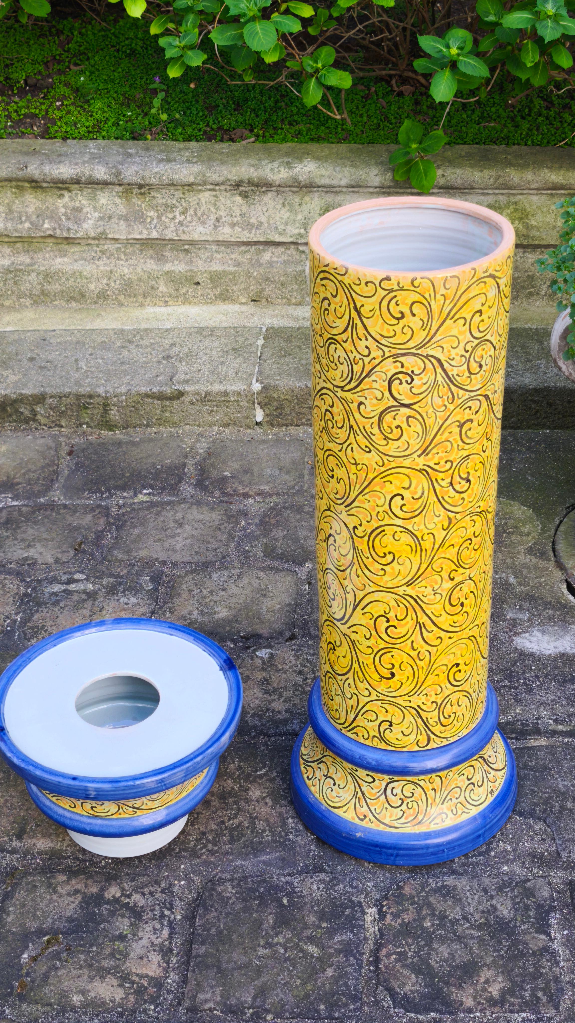 Pair of ceramic columns, stands, pedestals, Italy For Sale 5