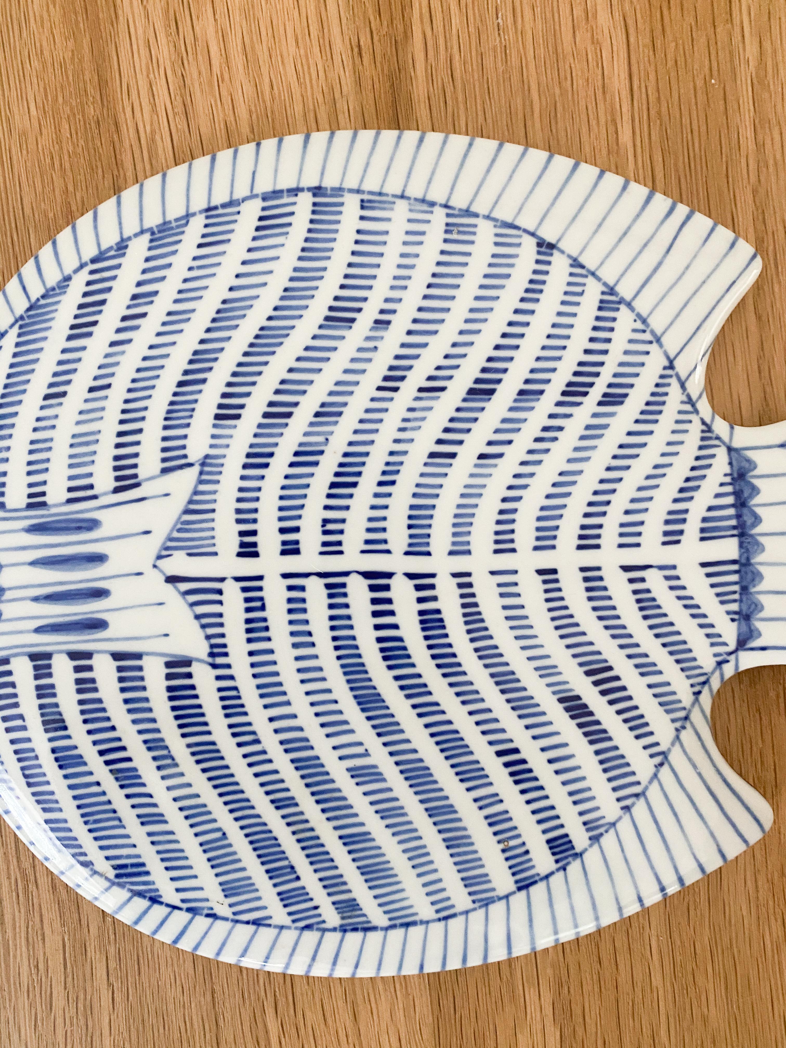 Pair of Ceramic Fish Plates 2