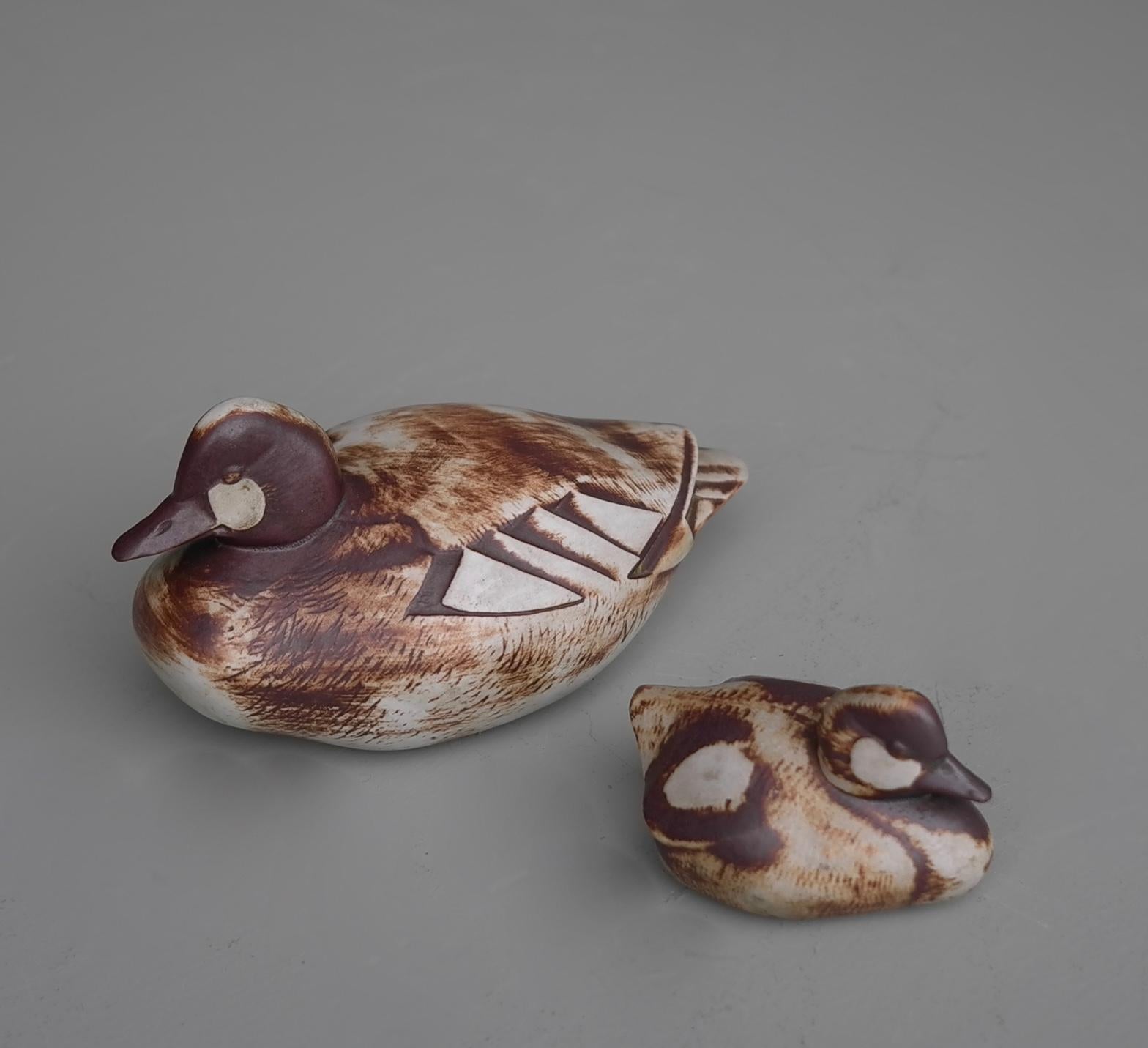 Mid-Century Modern Paire de canards Knipa en céramique émaillée de Paul Hoff pour Gustavsberg, Suède en vente