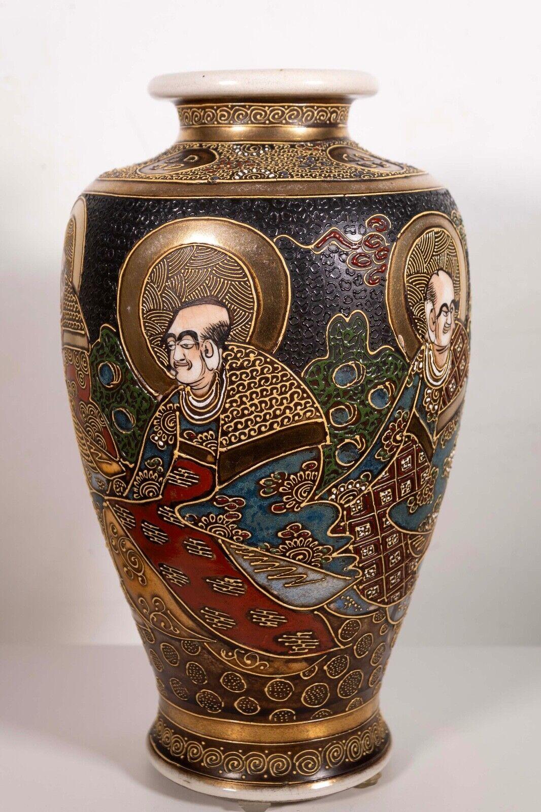 Émail Paire de vases Moriage japonais Satsuma au design immortel