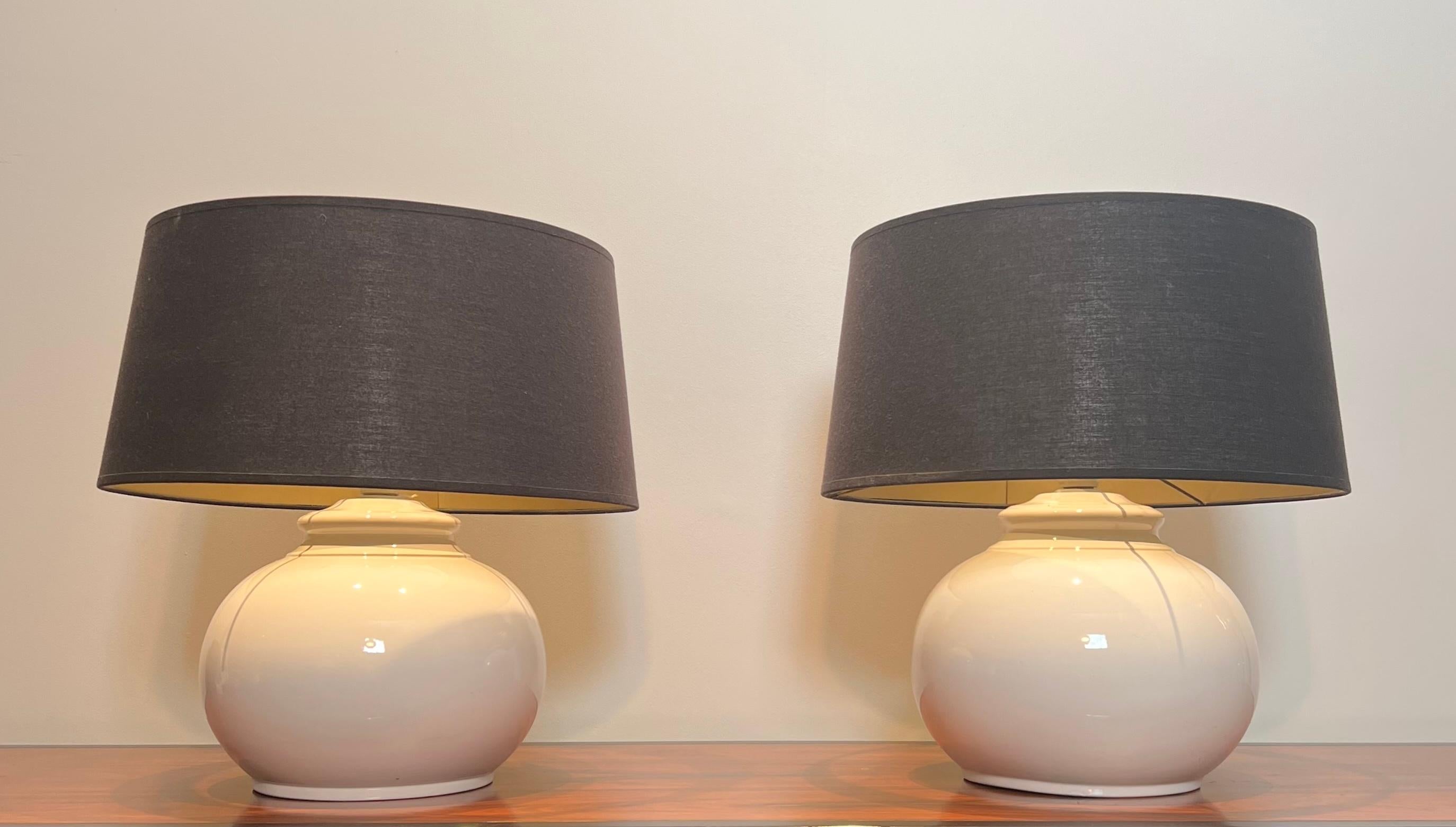 Pair of ceramic lamps For Sale 6