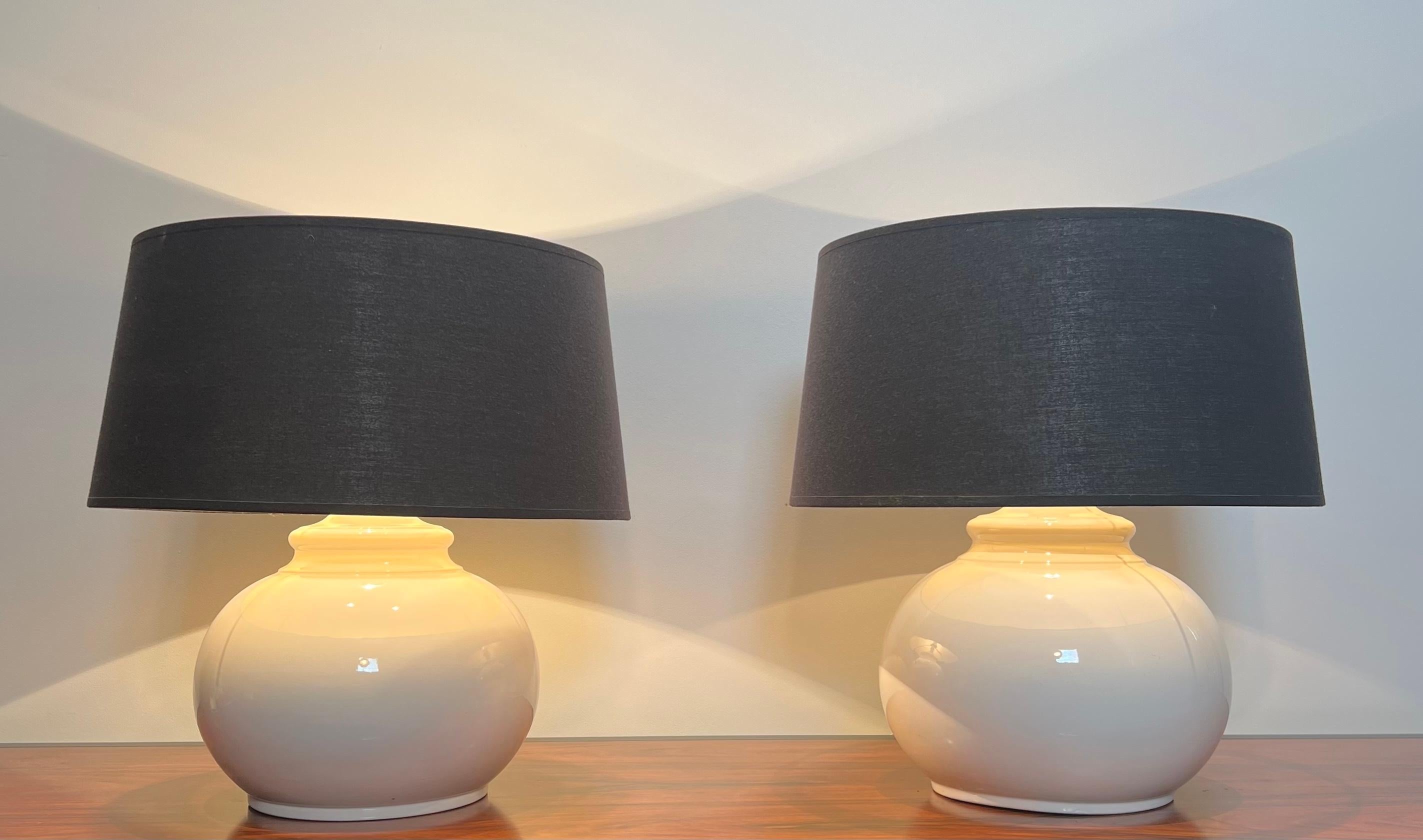 Pair of ceramic lamps For Sale 7