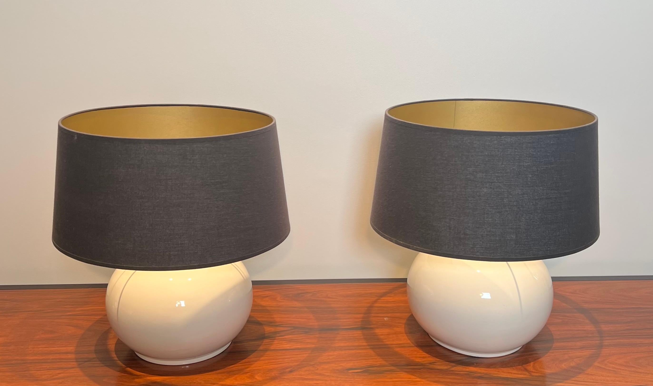 Pair of ceramic lamps For Sale 9