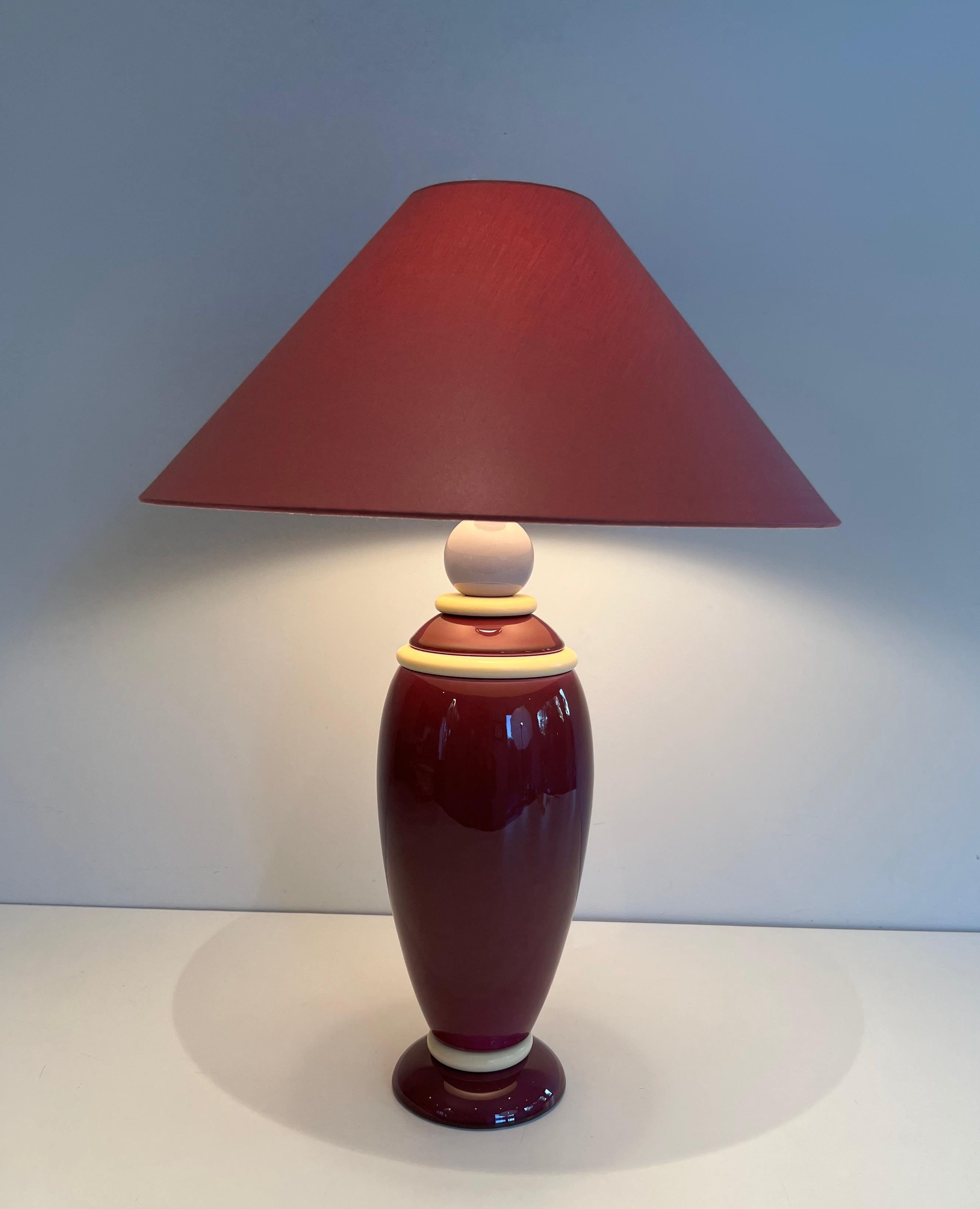Paire de lampes en céramique rose et crème en vente 8