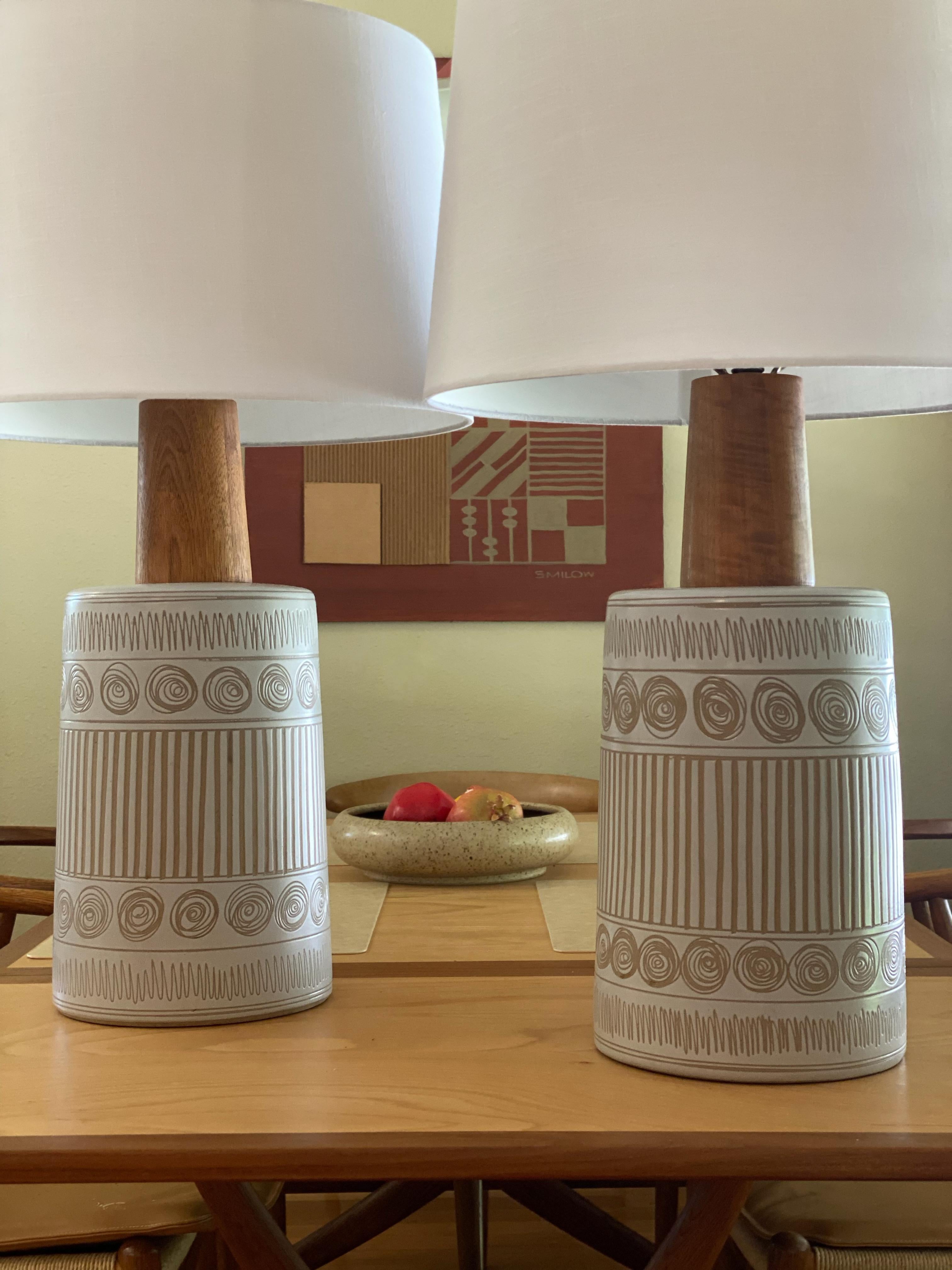 20th Century Pair of Ceramic Martz Lamps by Jane and Gordon Martz