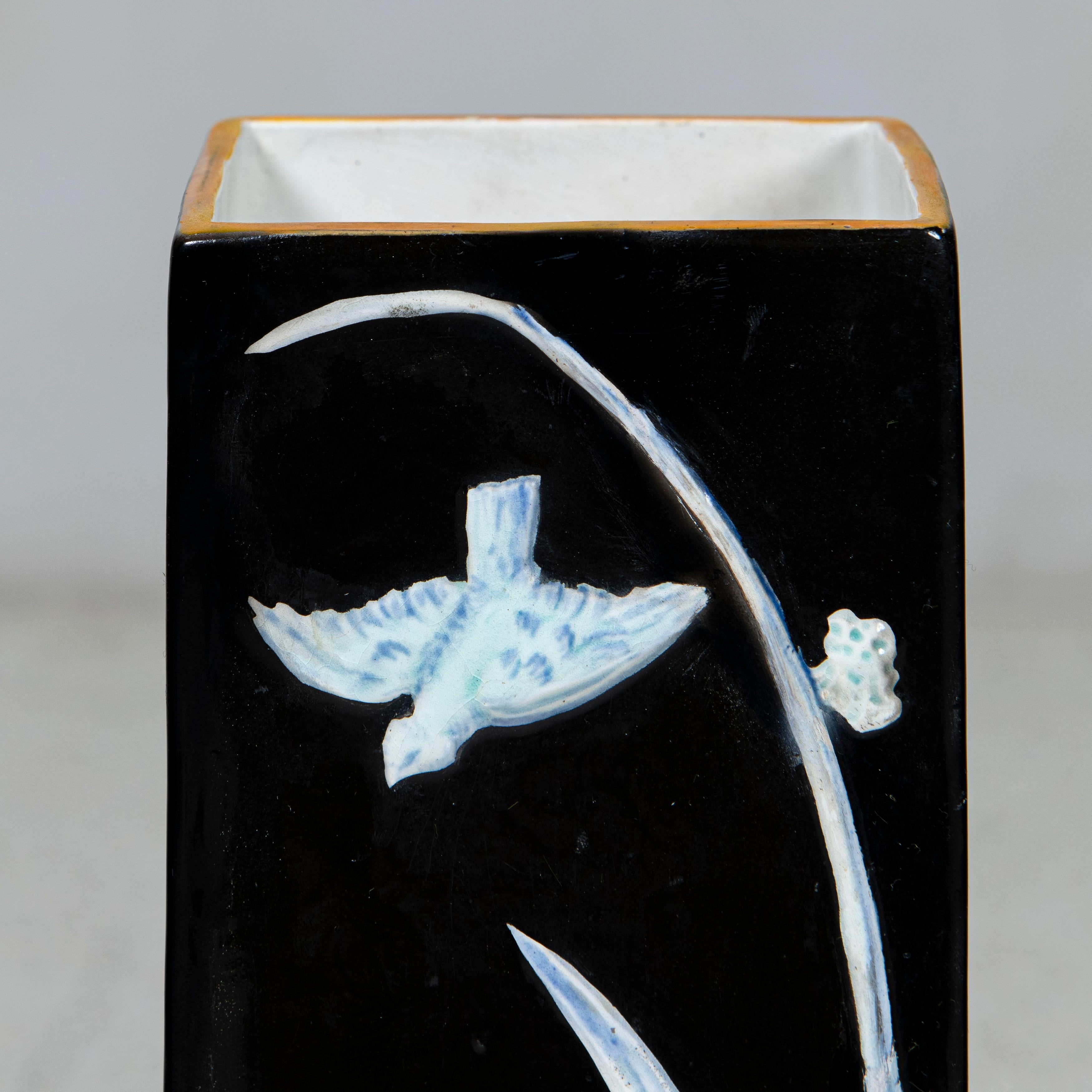 20th Century Pair of Ceramic Sarreguemines Vases with Floral and Heron Design, France, 1900 For Sale