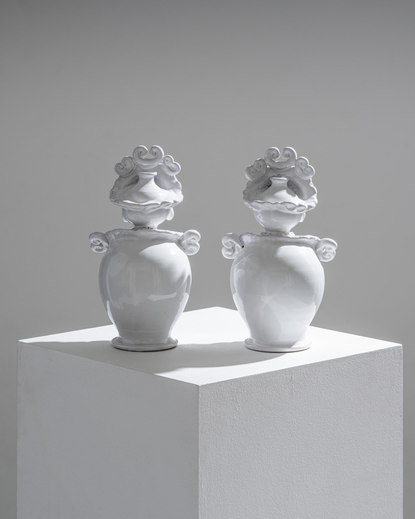 Fin du 20e siècle Paire de soliflores en céramique à tête de maure, 1970 en vente