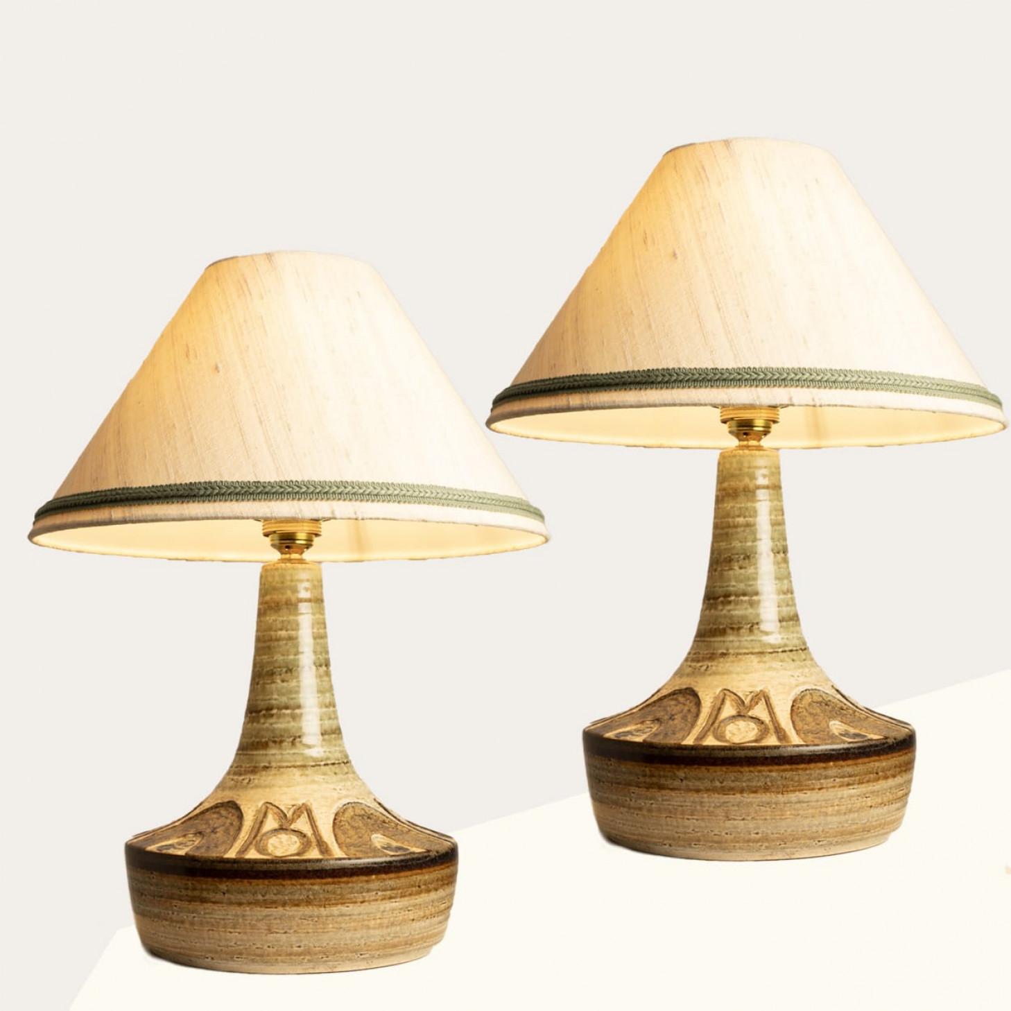 Brutalismo Coppia di lampade da tavolo in ceramica per Soholm di Noomi Backhausen, Danimarca anni '60 in vendita