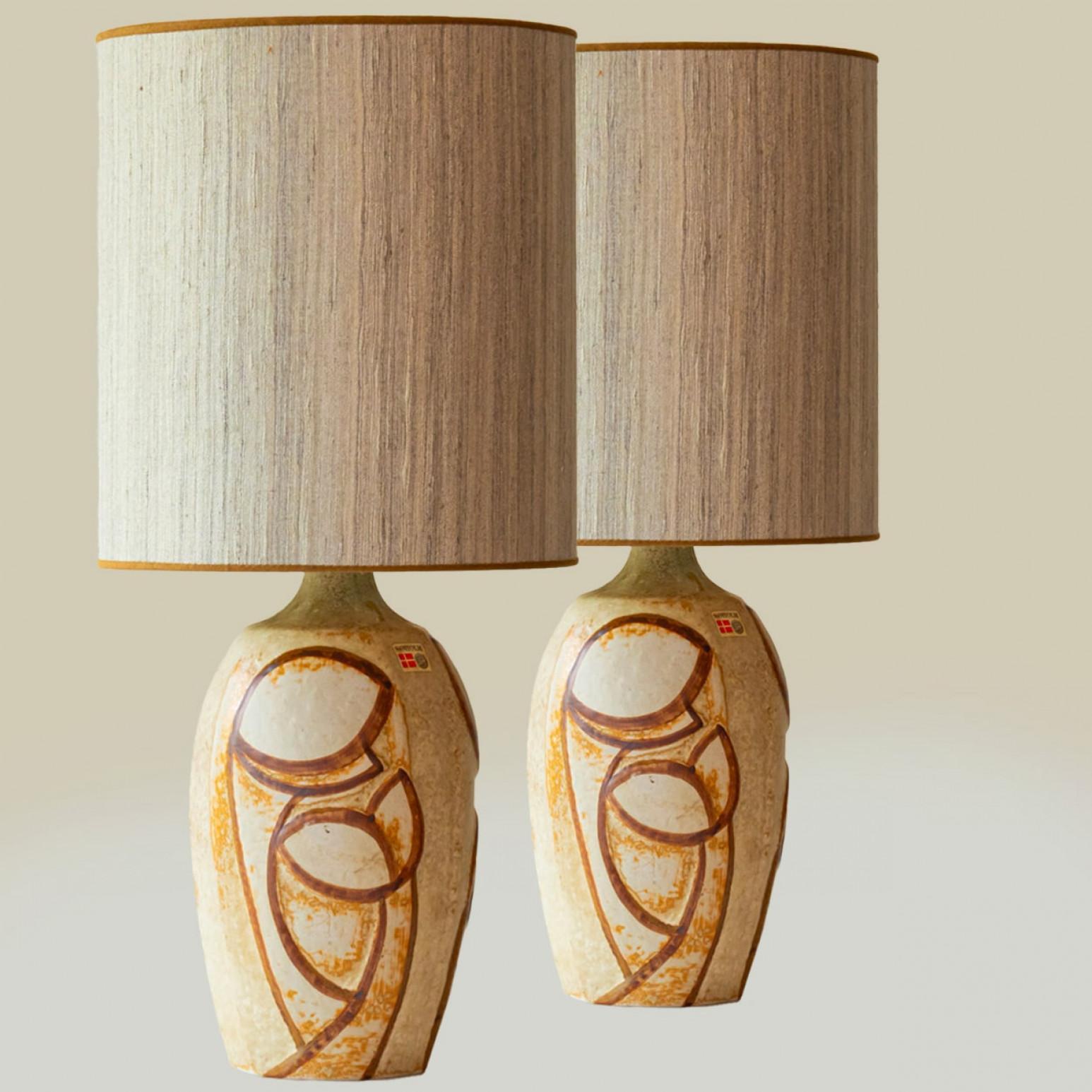 Danois Paire de lampes de table en céramique par Noomi Backhausen pour Soholm, Danemark 1960 en vente