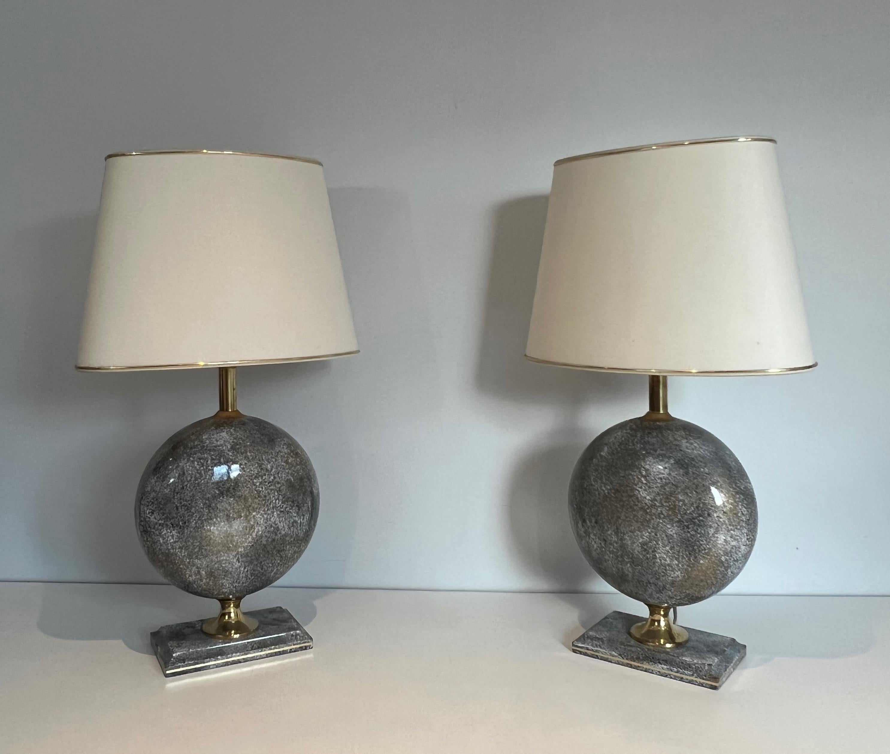 Mid-Century Modern Paire de lampes de table en céramique de Philippe Barbier en vente