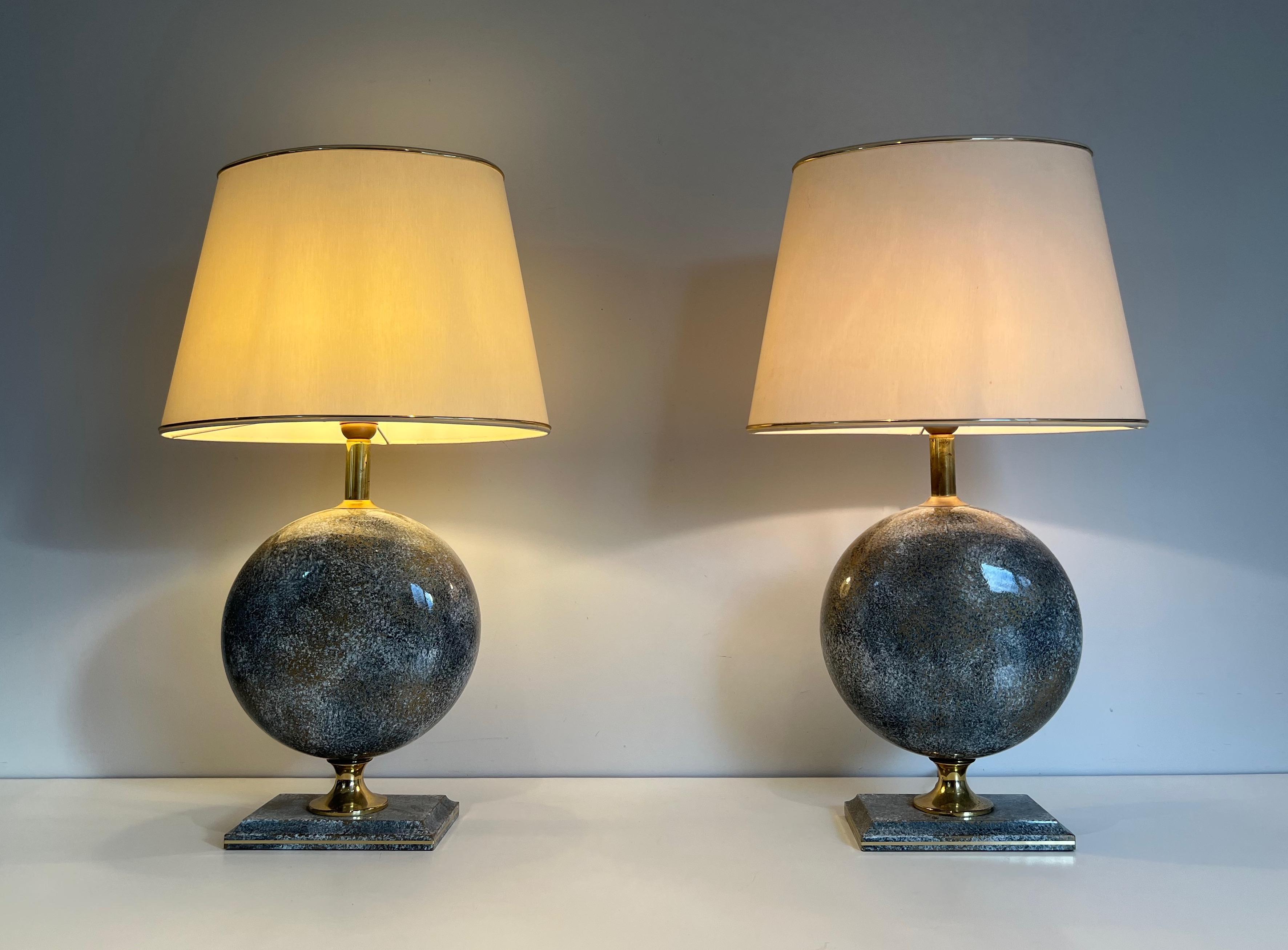 Français Paire de lampes de table en céramique de Philippe Barbier en vente