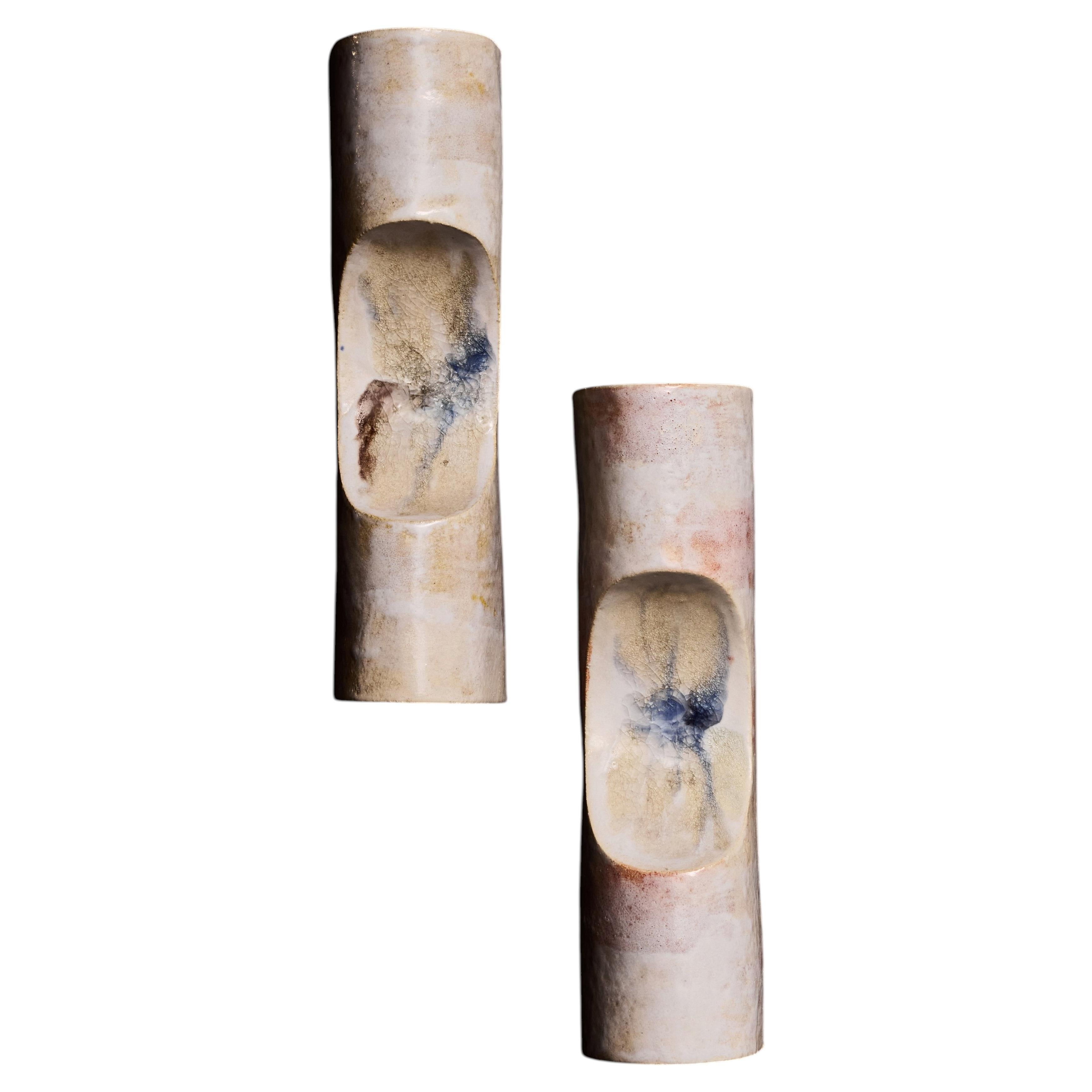 Coppia di applique in ceramica di Claudia Cauville, Francia 2026