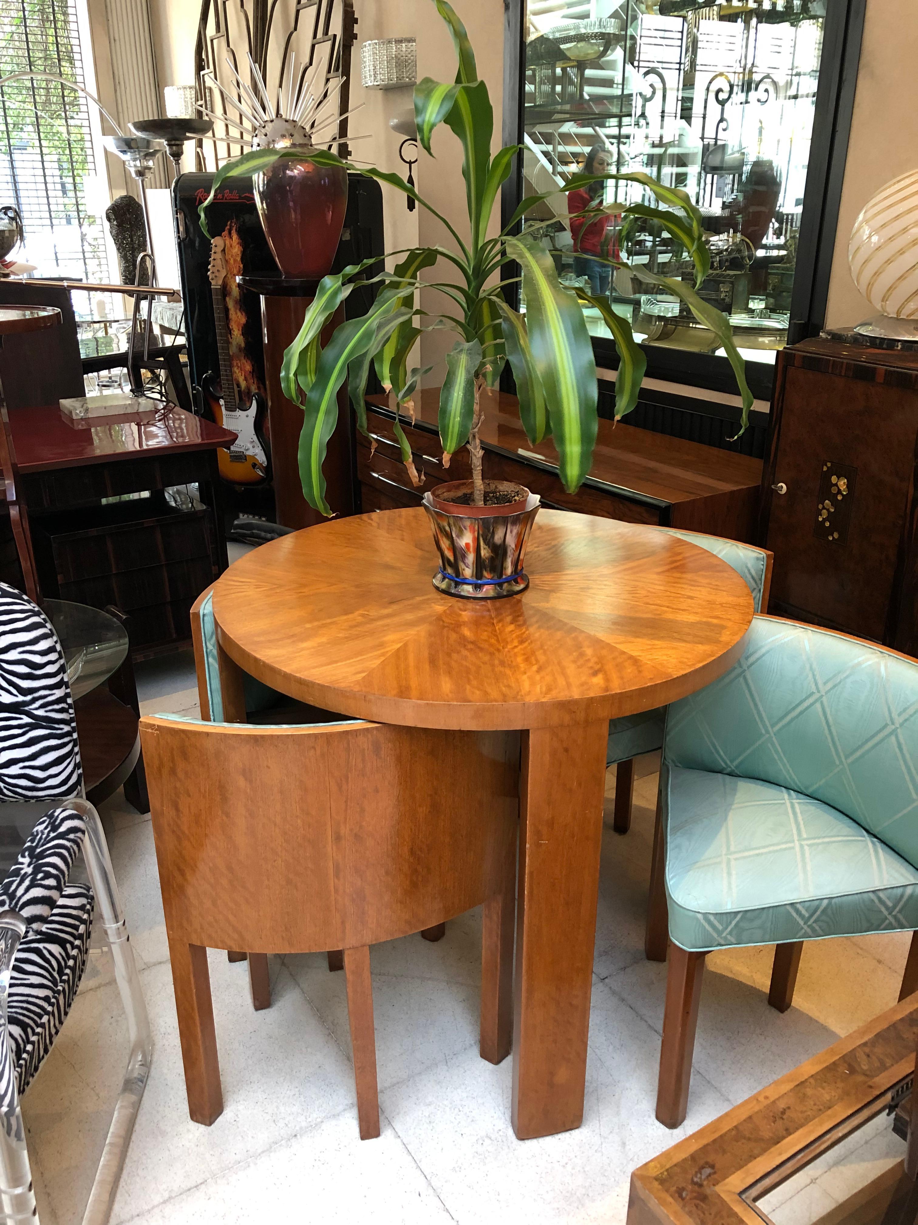 Ceramic
We have specialized in the sale of Art Deco and Art Nouveau and Vintage styles since 1982. If you have any questions we are at your disposal.
Pushing the button that reads 'View All From Seller'. And you can see more objects to the style