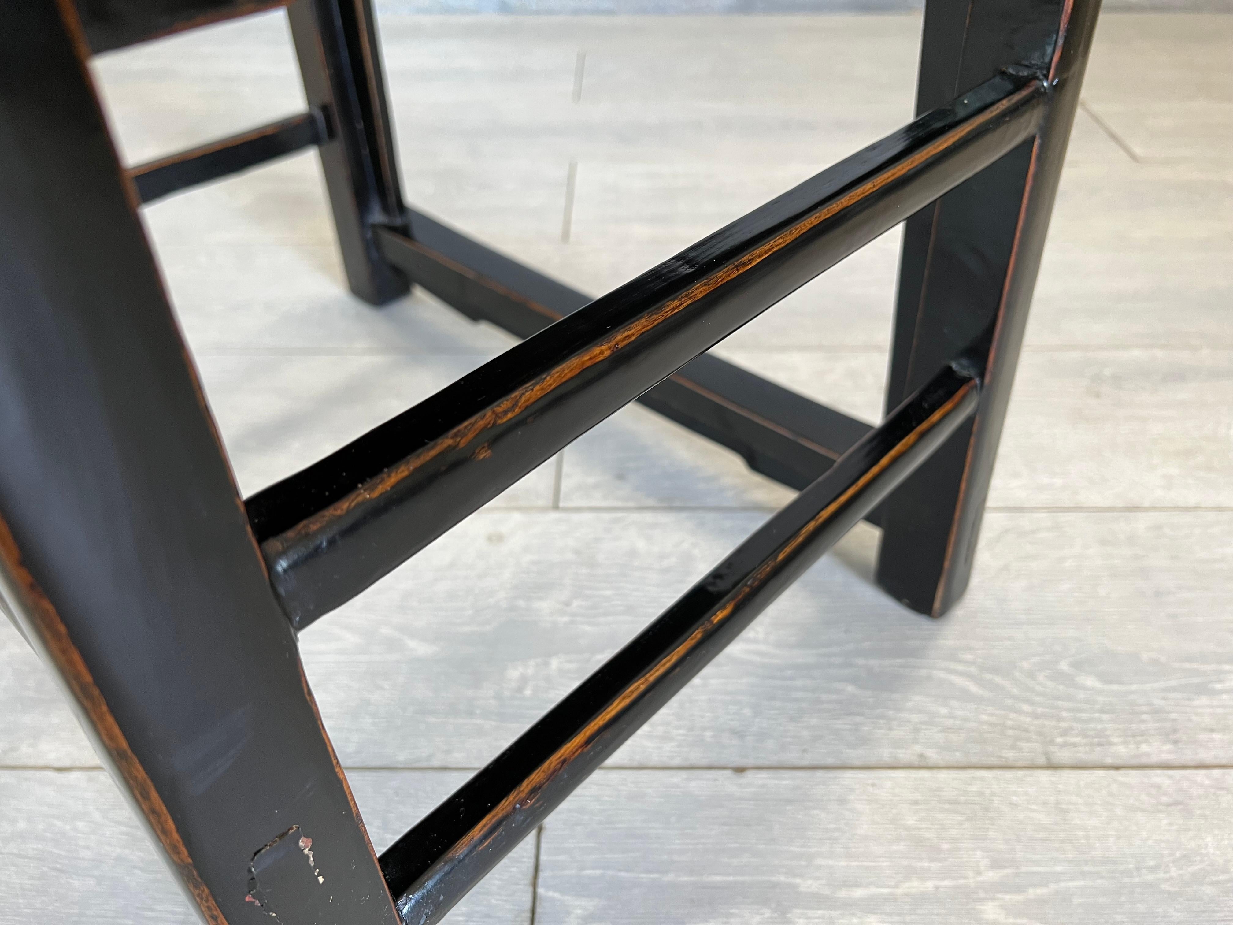 Paar zertifizierte chinesische 19c-Sessel aus schwarz lackiertem Ulmenholz und Rattan  im Angebot 9