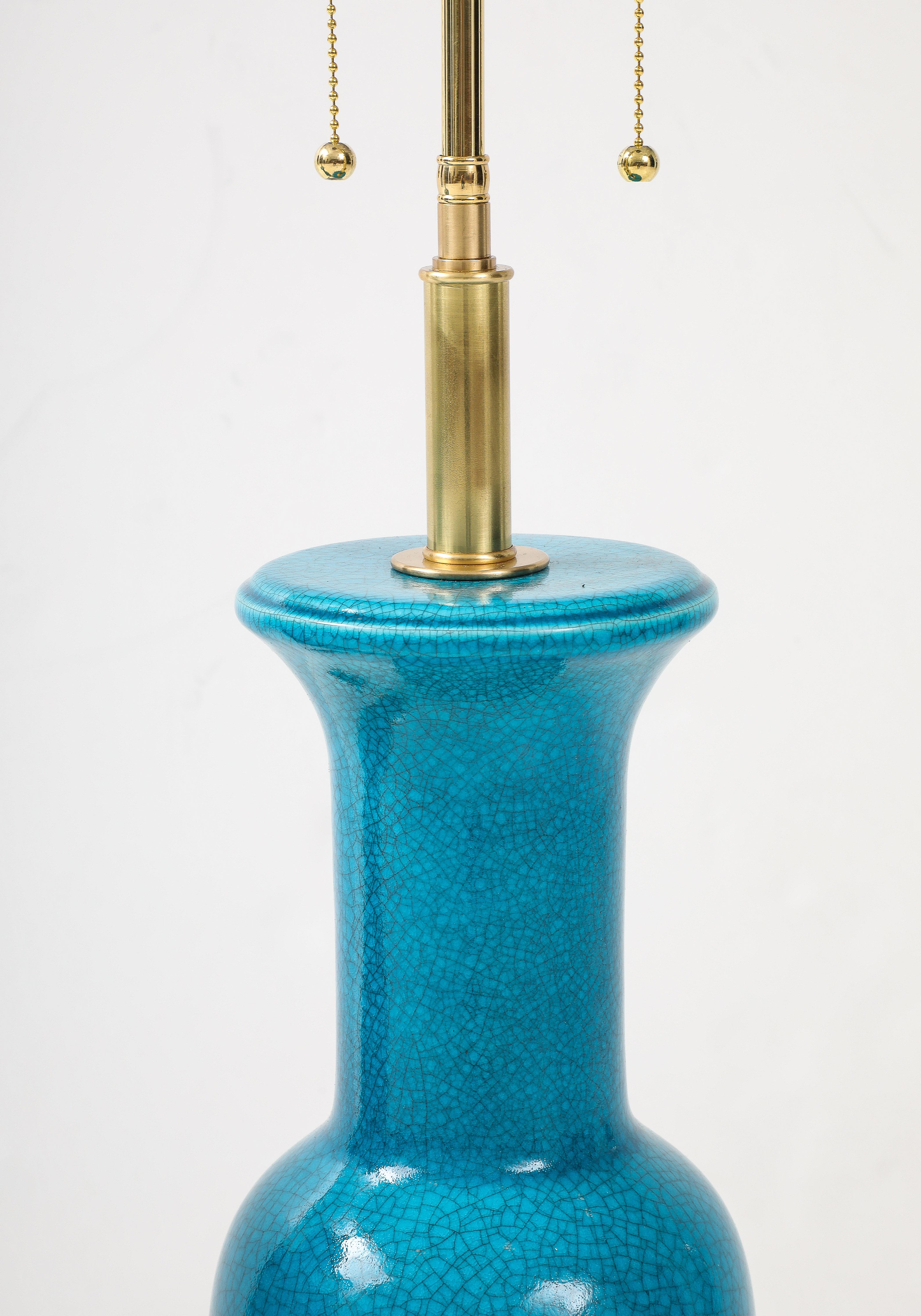 Paire de lampes en céramique émaillée bleue céruléenne en vente 2