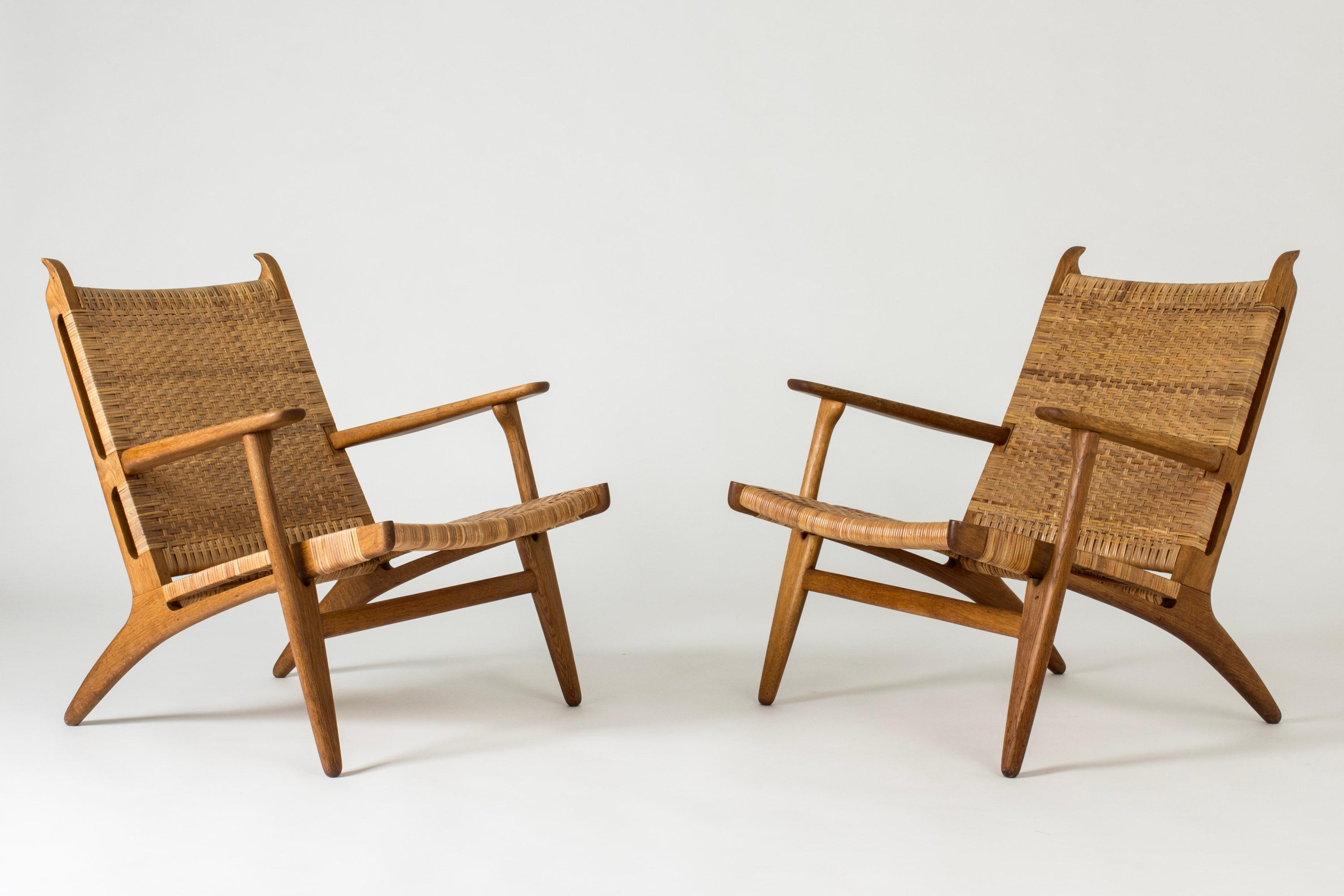 Scandinavian Modern Pair of “CH 27” Lounge Chairs by Hans J. Wegner, Denmark, 195os For Sale