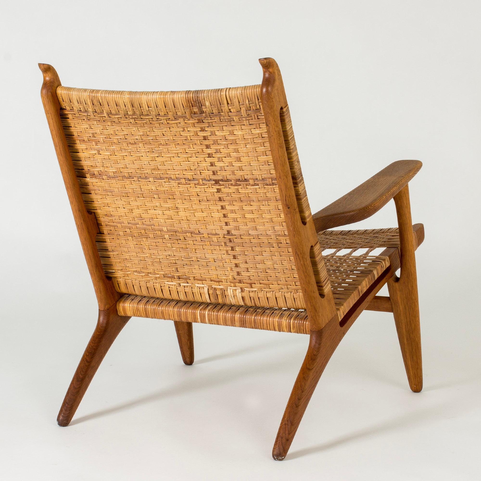 Pair of “CH 27” Lounge Chairs by Hans J. Wegner, Denmark, 195os For Sale 2