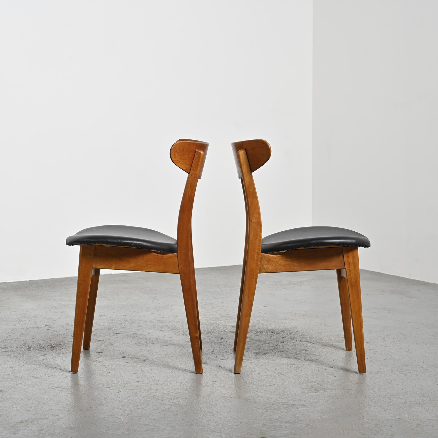 Pair of CH-30 by Hans Wegner, 1954 6