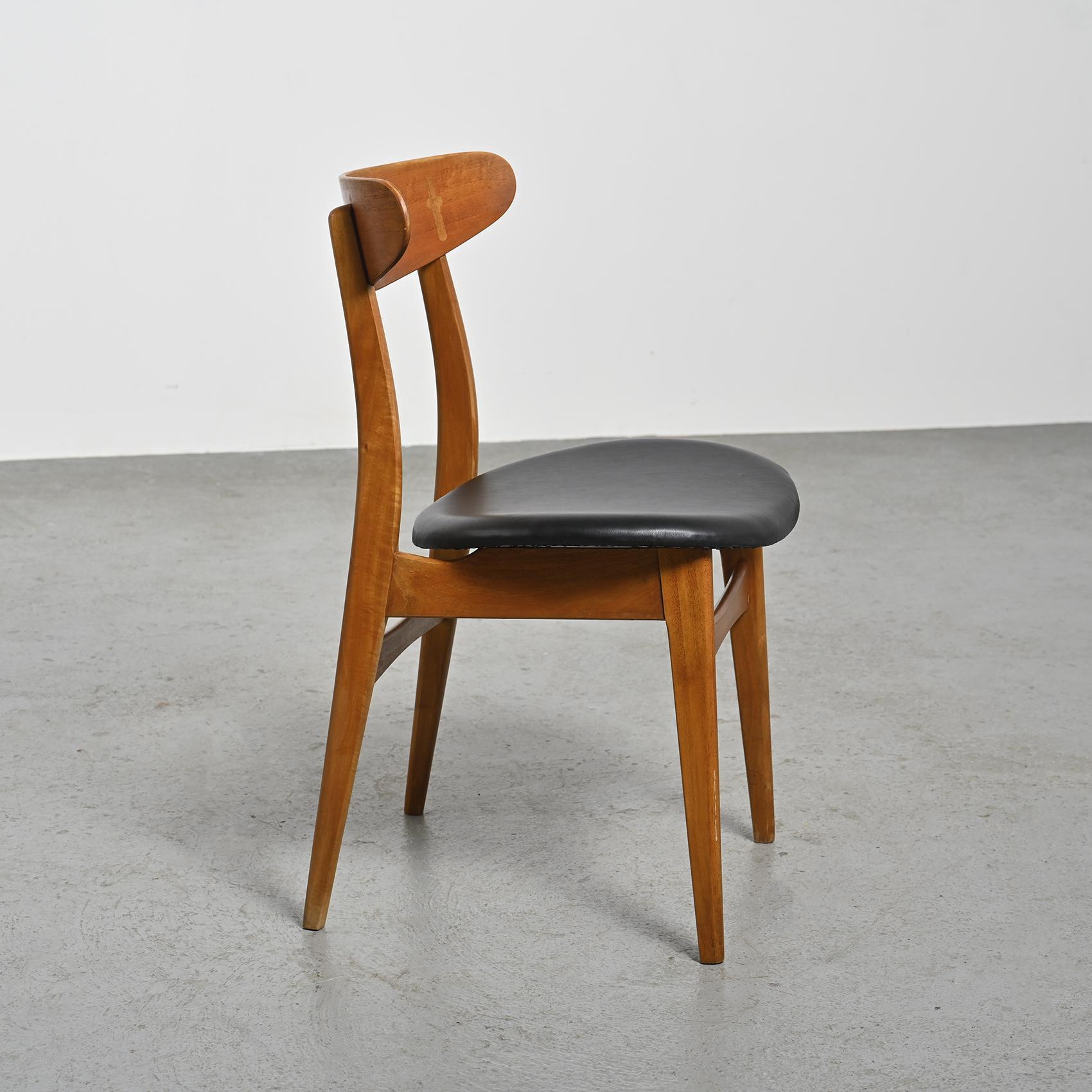 Pair of CH-30 by Hans Wegner, 1954 9