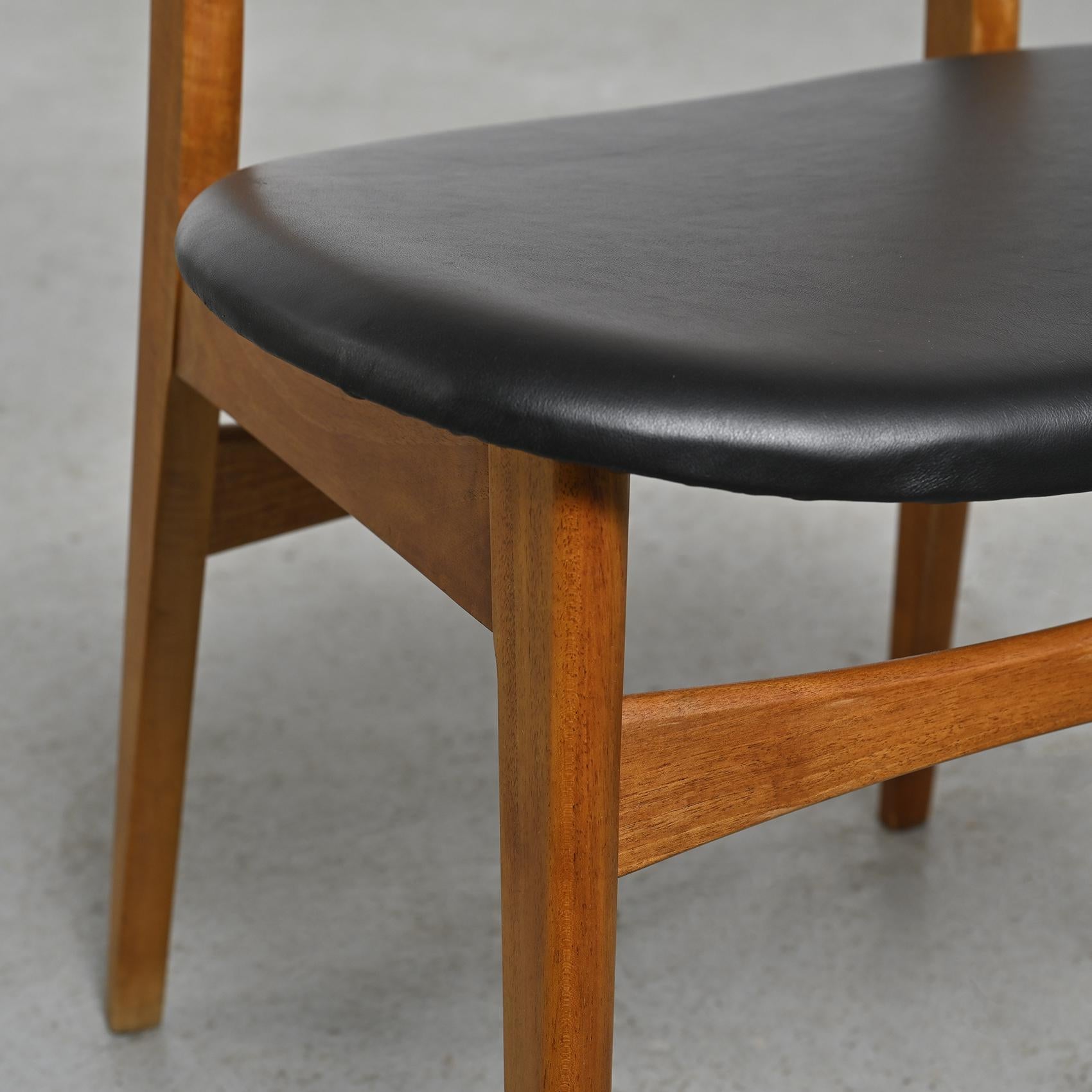 20th Century Pair of CH-30 by Hans Wegner, 1954