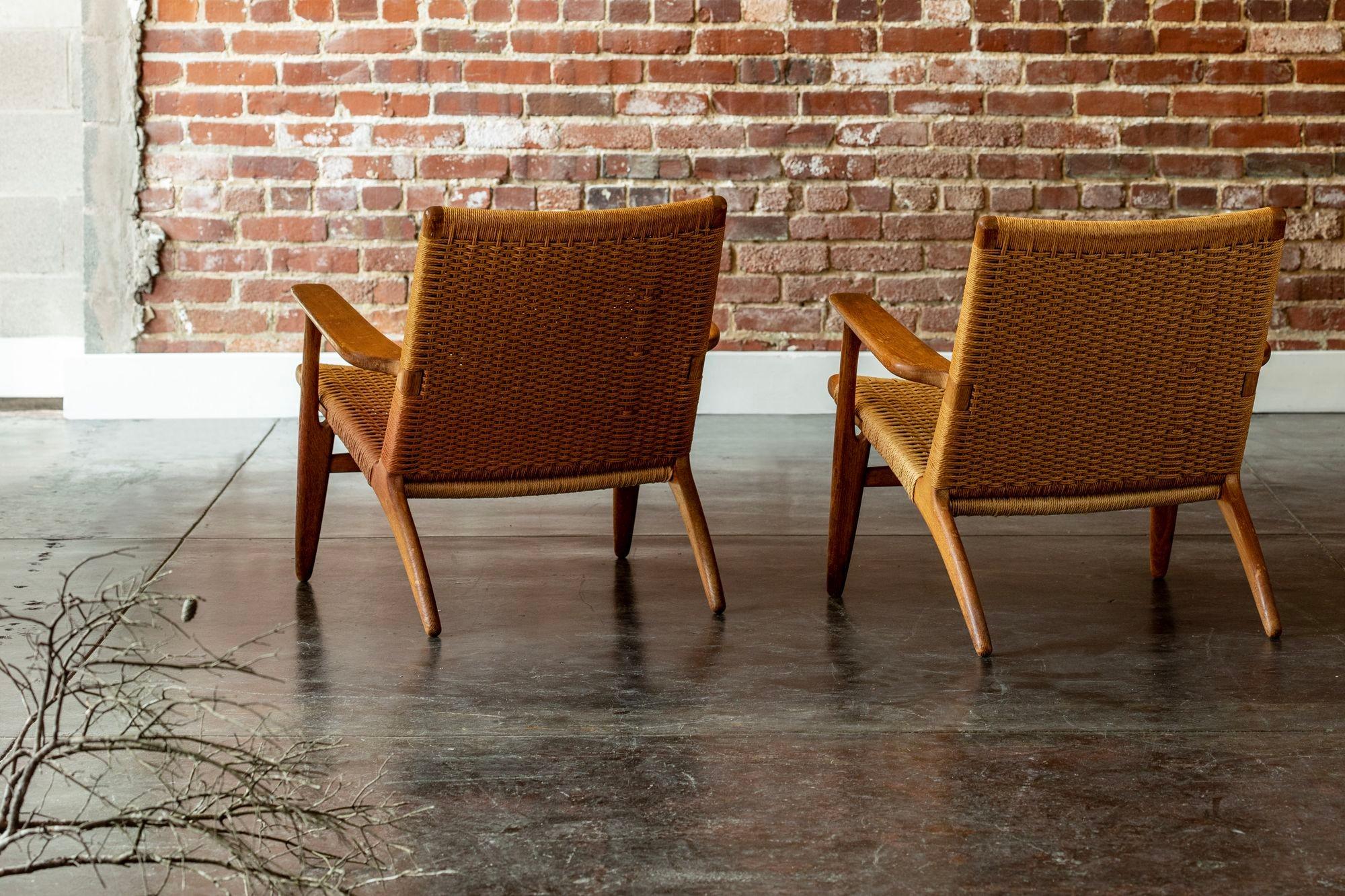 Danish Pair of CH25 Armchairs by Hans Wegner for Carl Hansen & Son, Denmark, 1960s