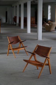 Coppia di poltrone CH28 di Hans J. Wegner, design danese del metà secolo, 1951
