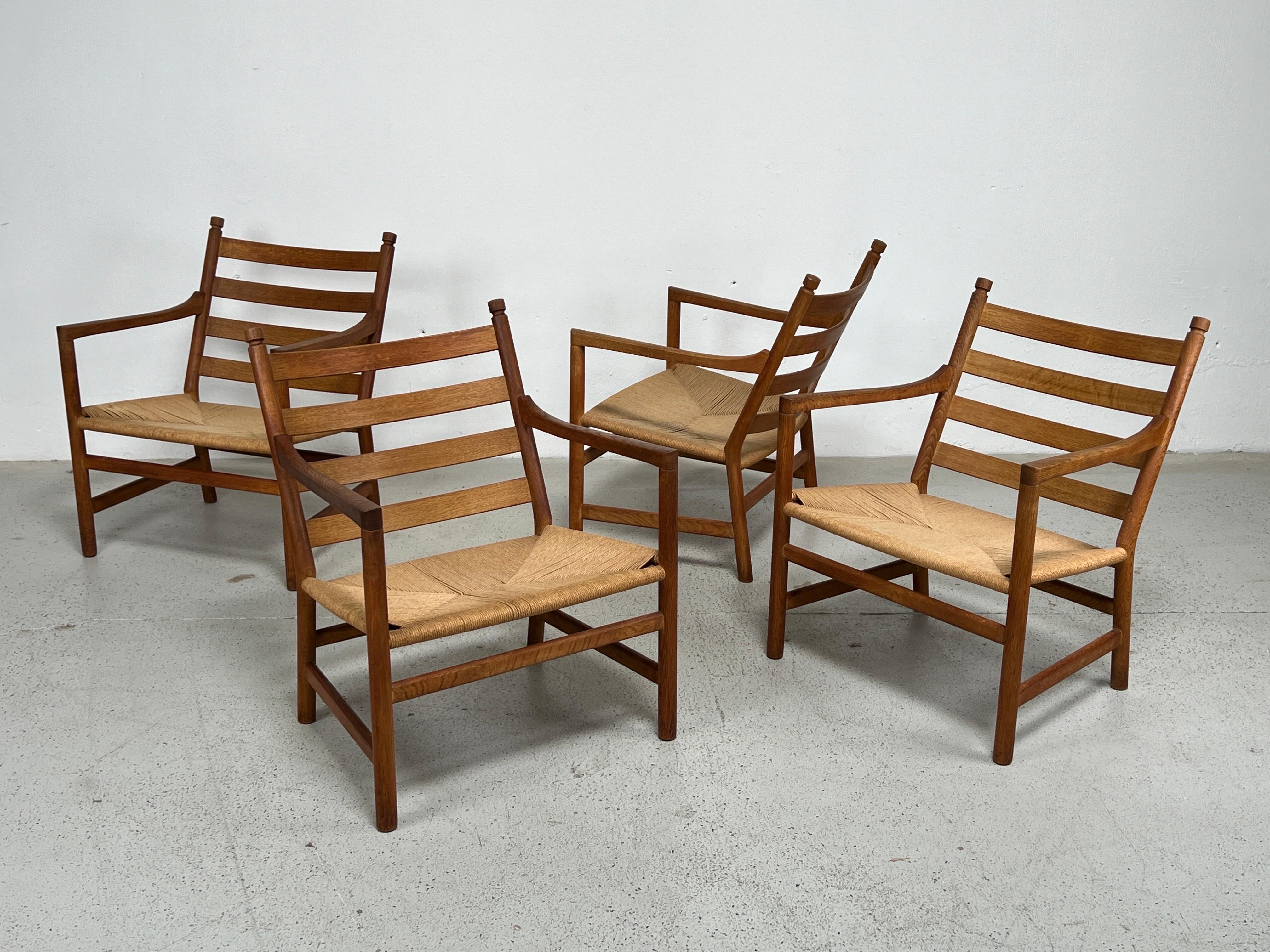 Pair of CH44 Lounge Chairs by Hans Wegner  For Sale 11