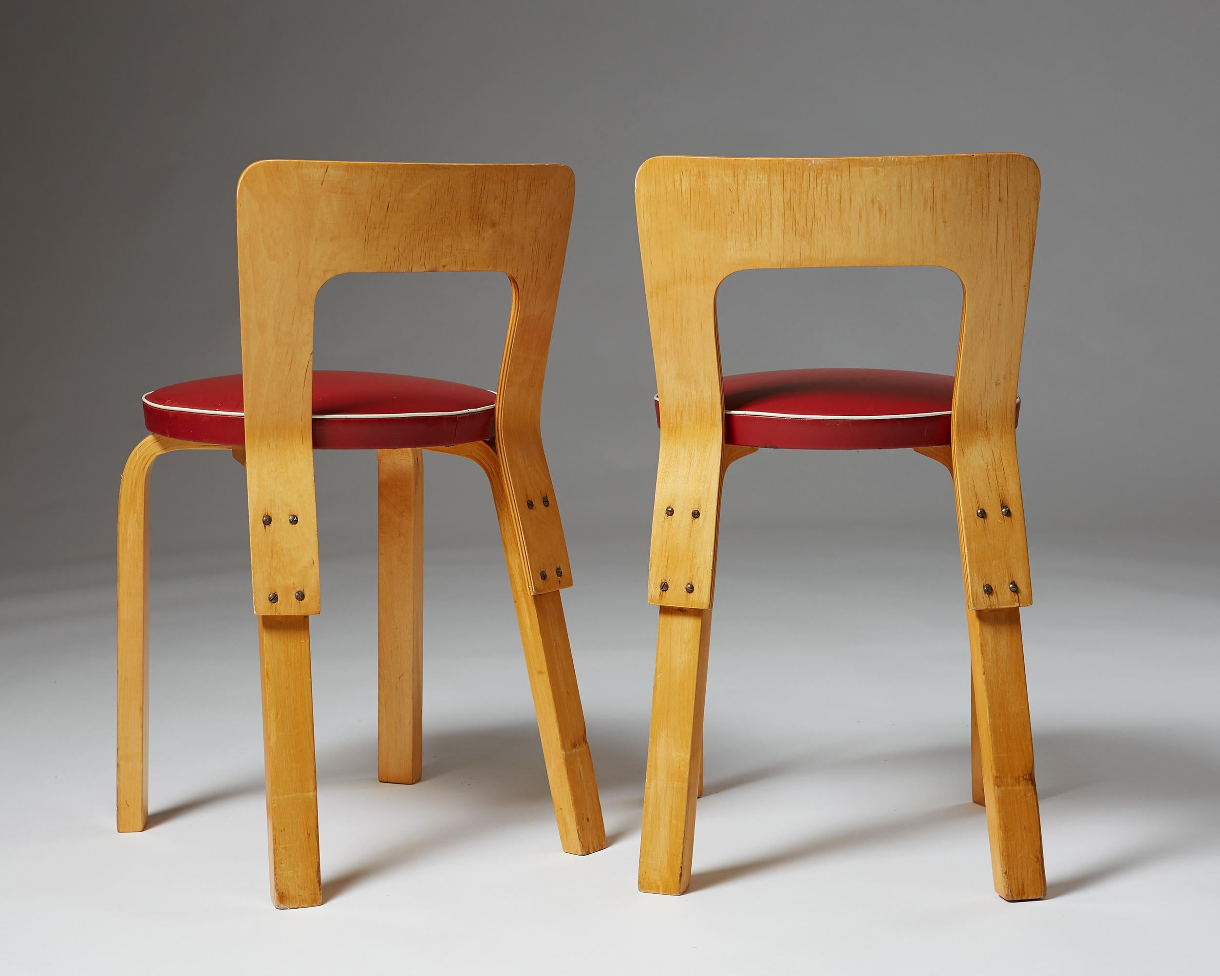 Finnish Pair of Chairs and Stools Designed by Alvar Aalto for Artek, Finland, 1950s