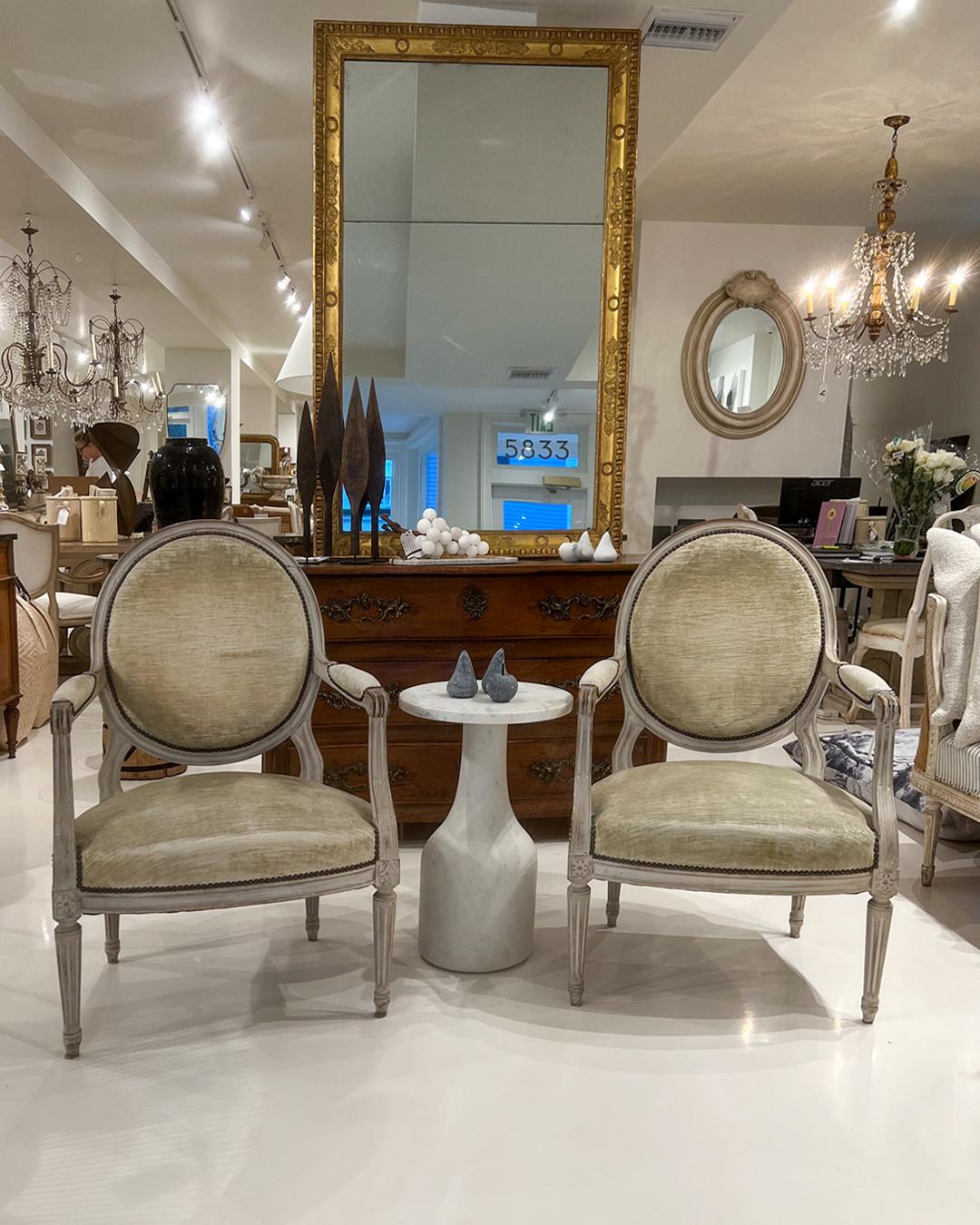 Pair of Chairs, Antique Louis XVI Style Oval Back Fauteuil In Good Condition In New Orleans, LA