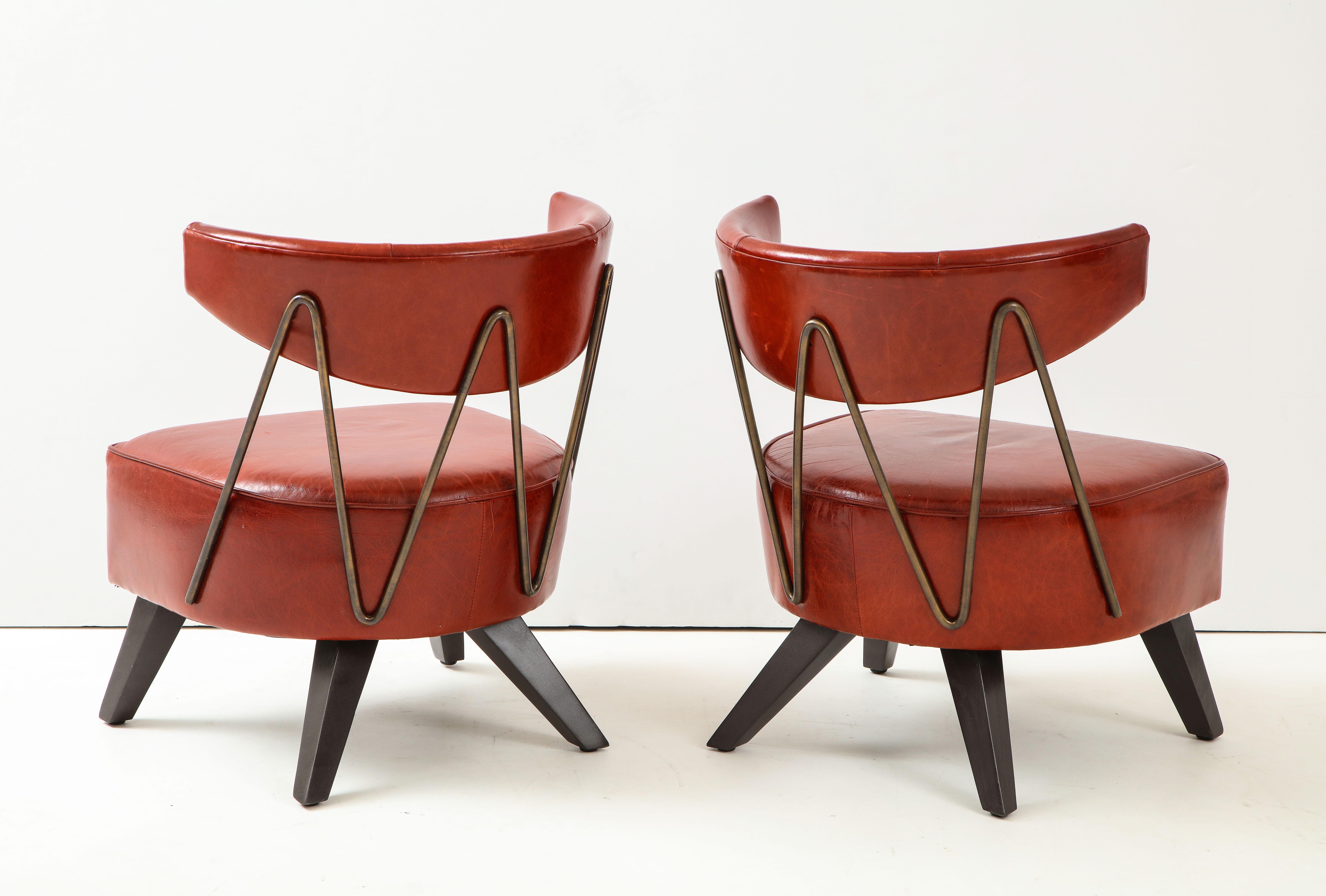 Pair of Chairs in the Style / Attributed  to Billy Haines In Good Condition In New York, NY