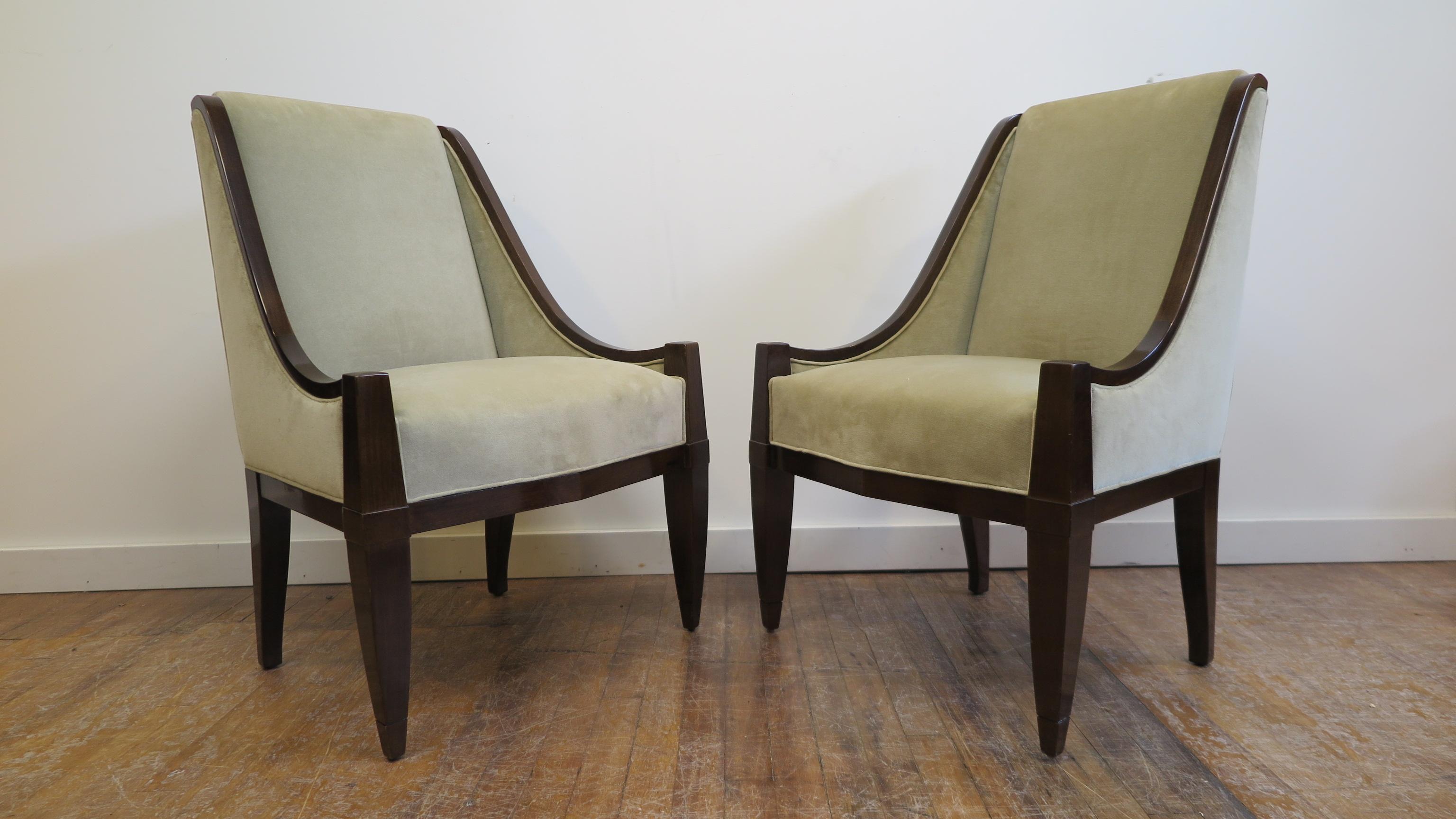 Pair of Bergeses chairs by André Sornay. Side chairs by André Sornay in very good condition, some small dings to the legs, upholstery is clean, we recommend new upholstery. Marked to the front right side of each chair with Sornay Brand. 1930, Lyons,