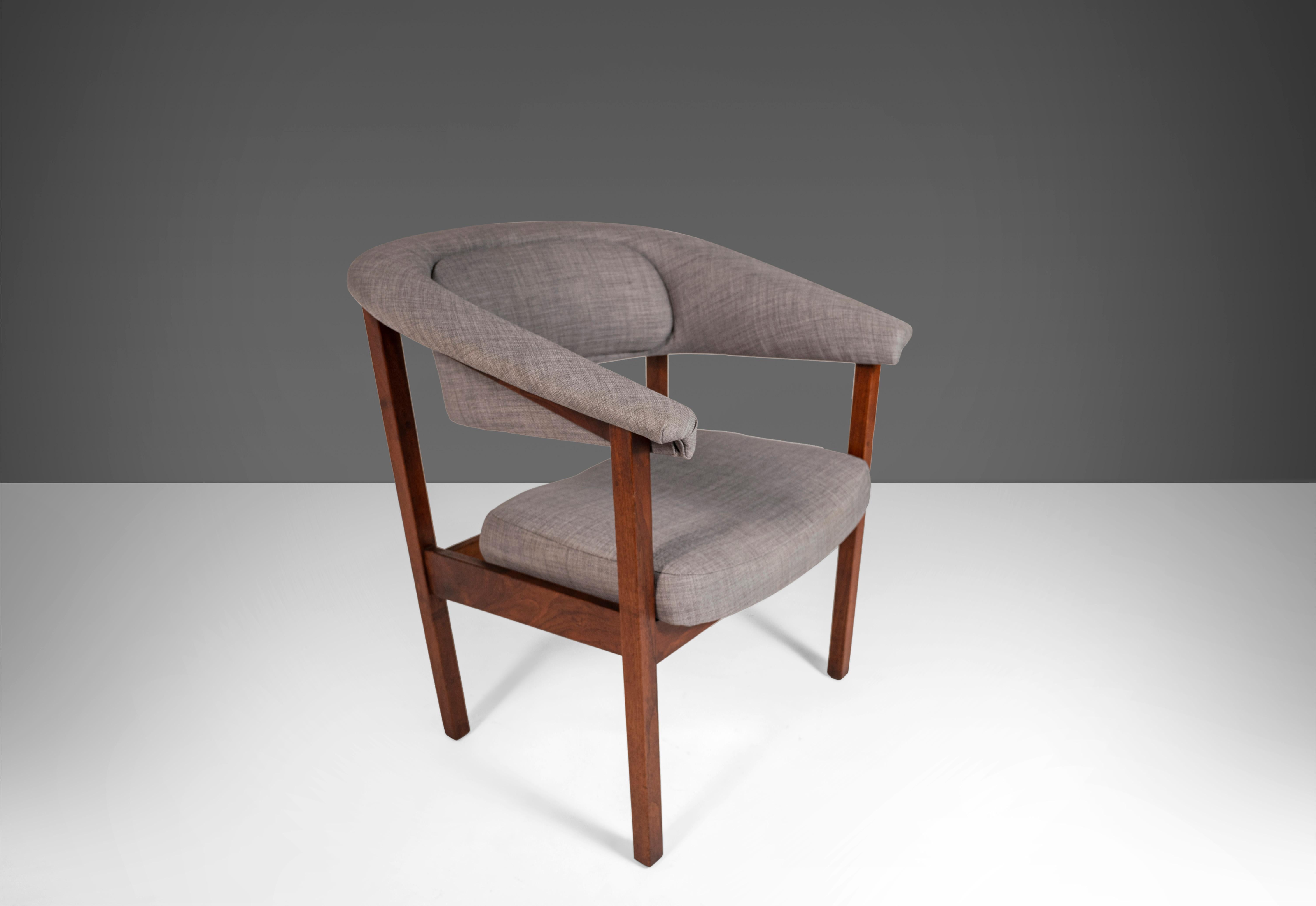 Pair of Chairs by Arthur Umanoff for Madison in Original Knit Fabric, c. 1960s For Sale 6