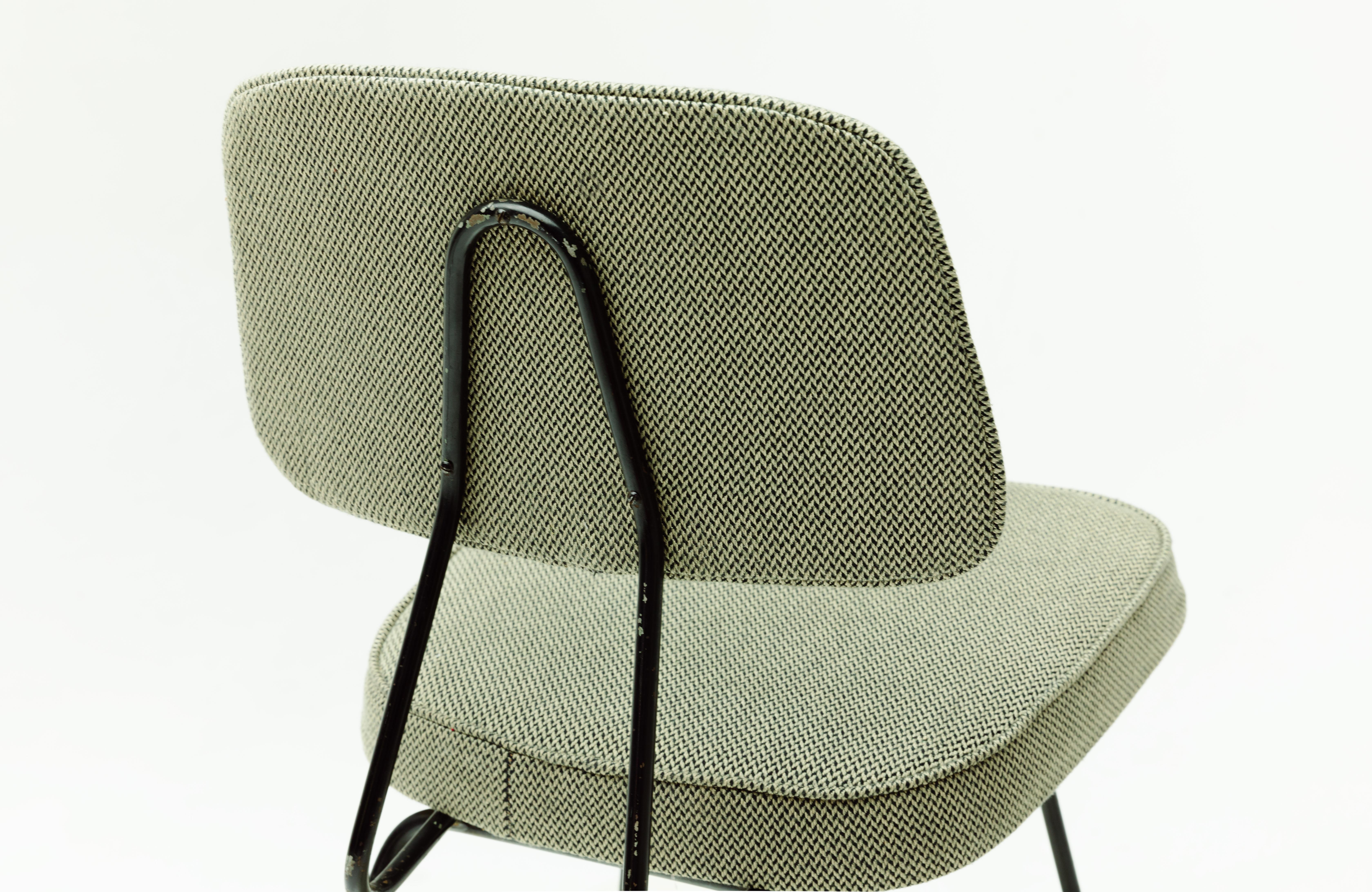 Paire de chaises par Carlo Hauner et Martin Eisler, design brésilien Bon état - En vente à New York, NY