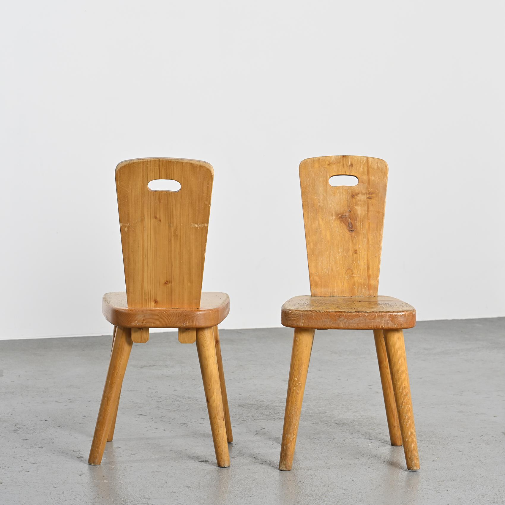 Pair of Chairs by Christian Durupt, Meribel 1960 For Sale 4