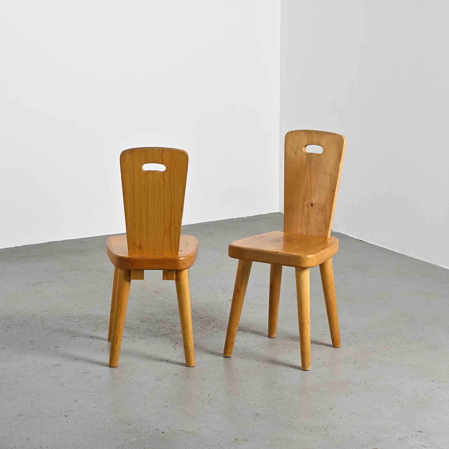 Pair of Chairs by Christian Durupt, Meribel 1960 For Sale 5