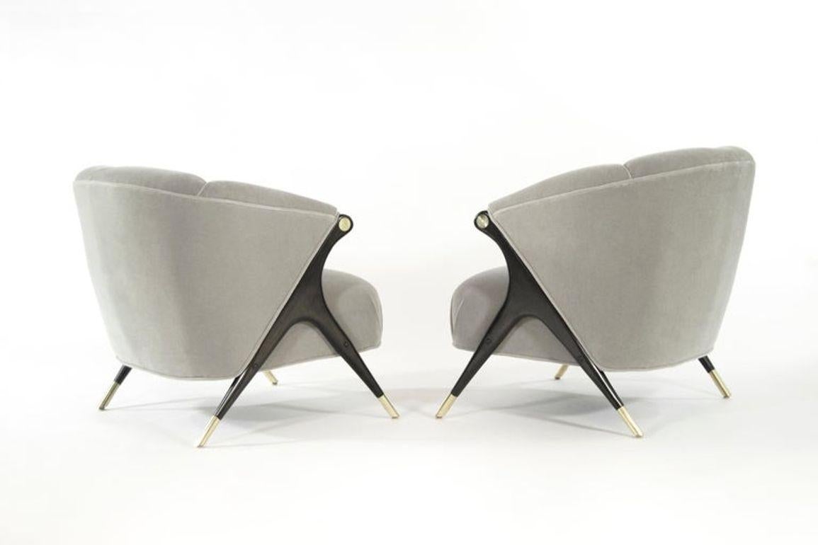 20th Century Pair of Chairs by Karpen of California in Grey Alpaca Velvet, C. 1950s