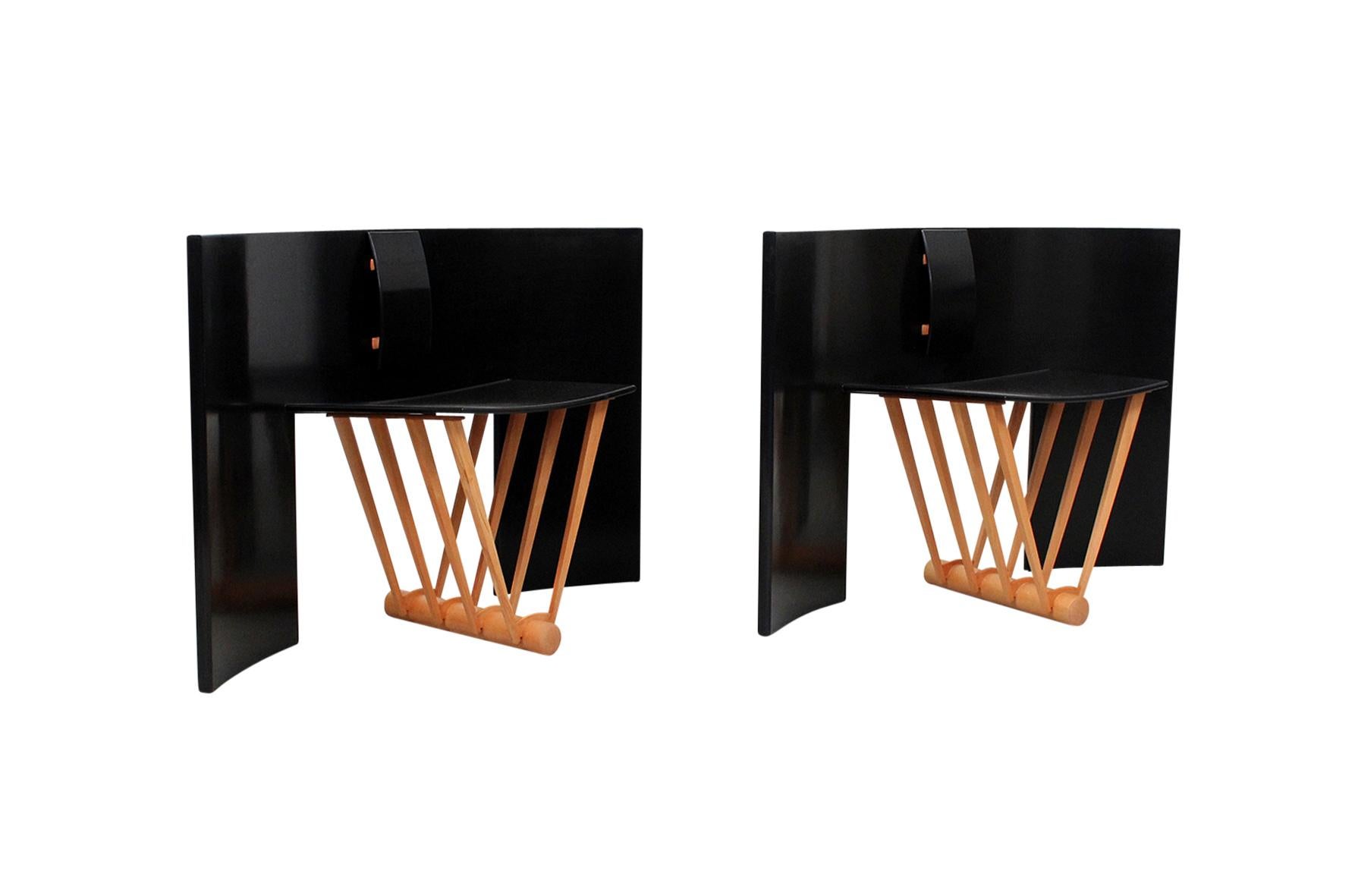 thomas hucker furniture