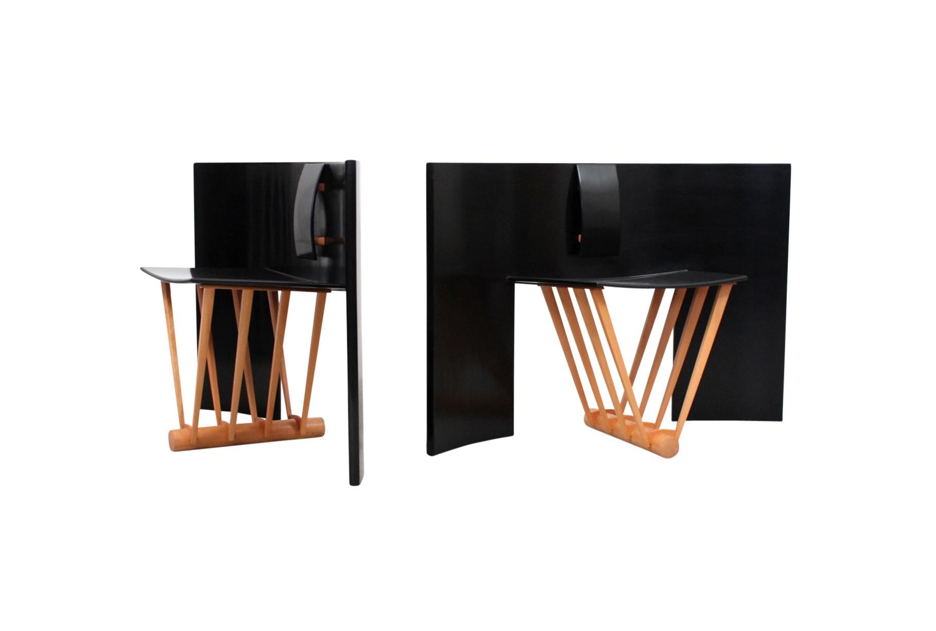 thomas hucker chairs