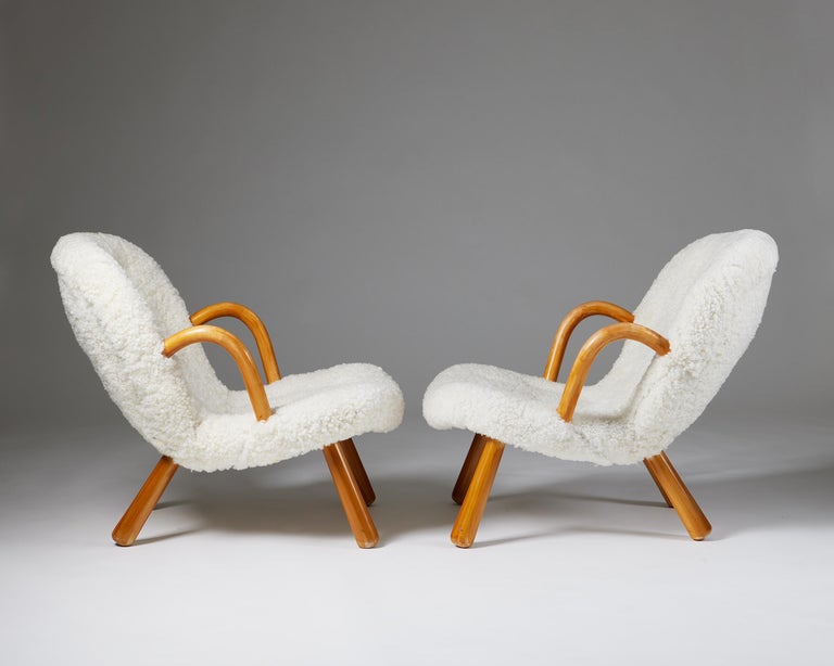 20th Century Pair of Chairs ‘Clam’ Designed by Arnold Madsen for Madsen & Schubell For Sale