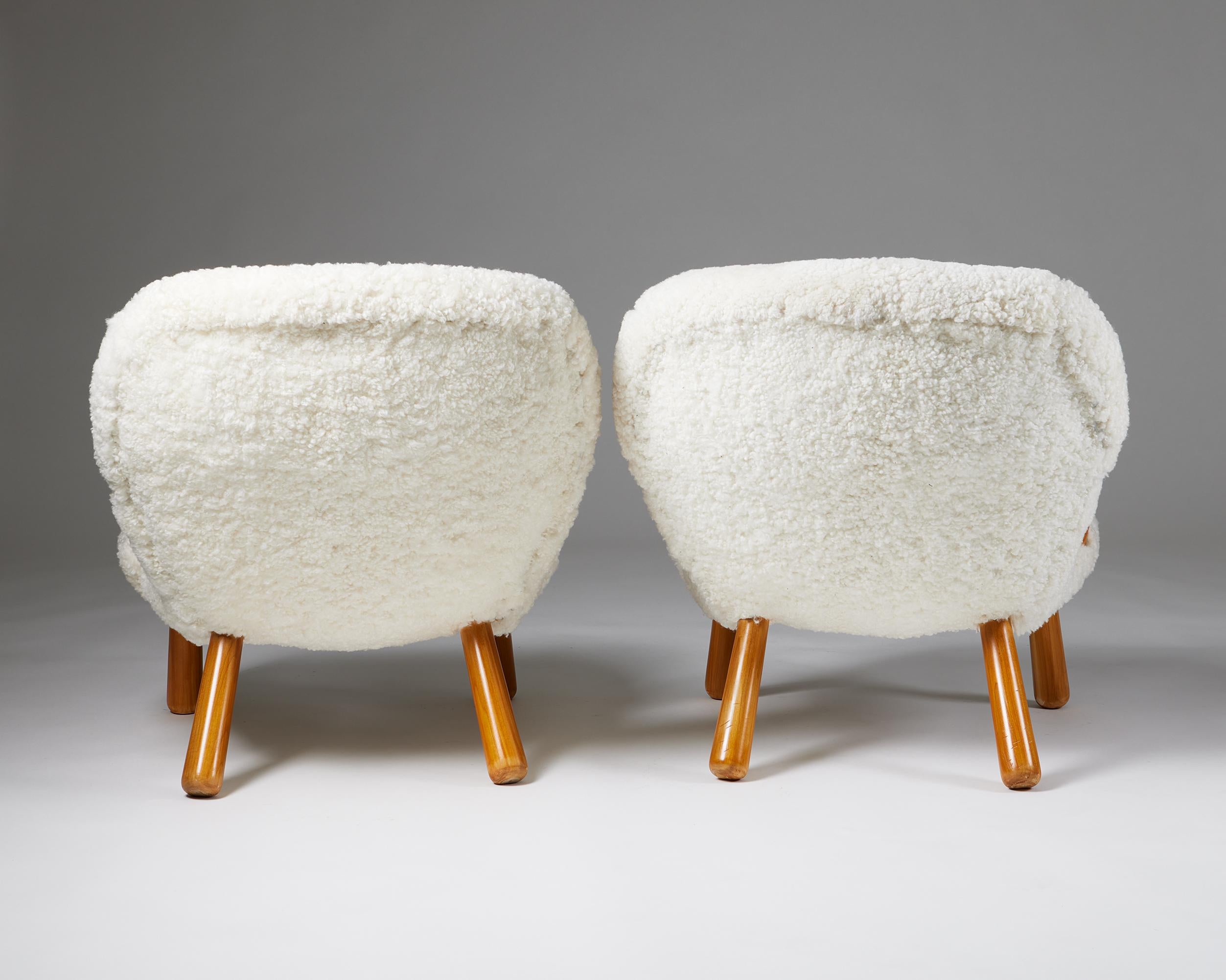 Pair of Chairs ‘Clam’ Designed by Arnold Madsen for Madsen & Schubell 1