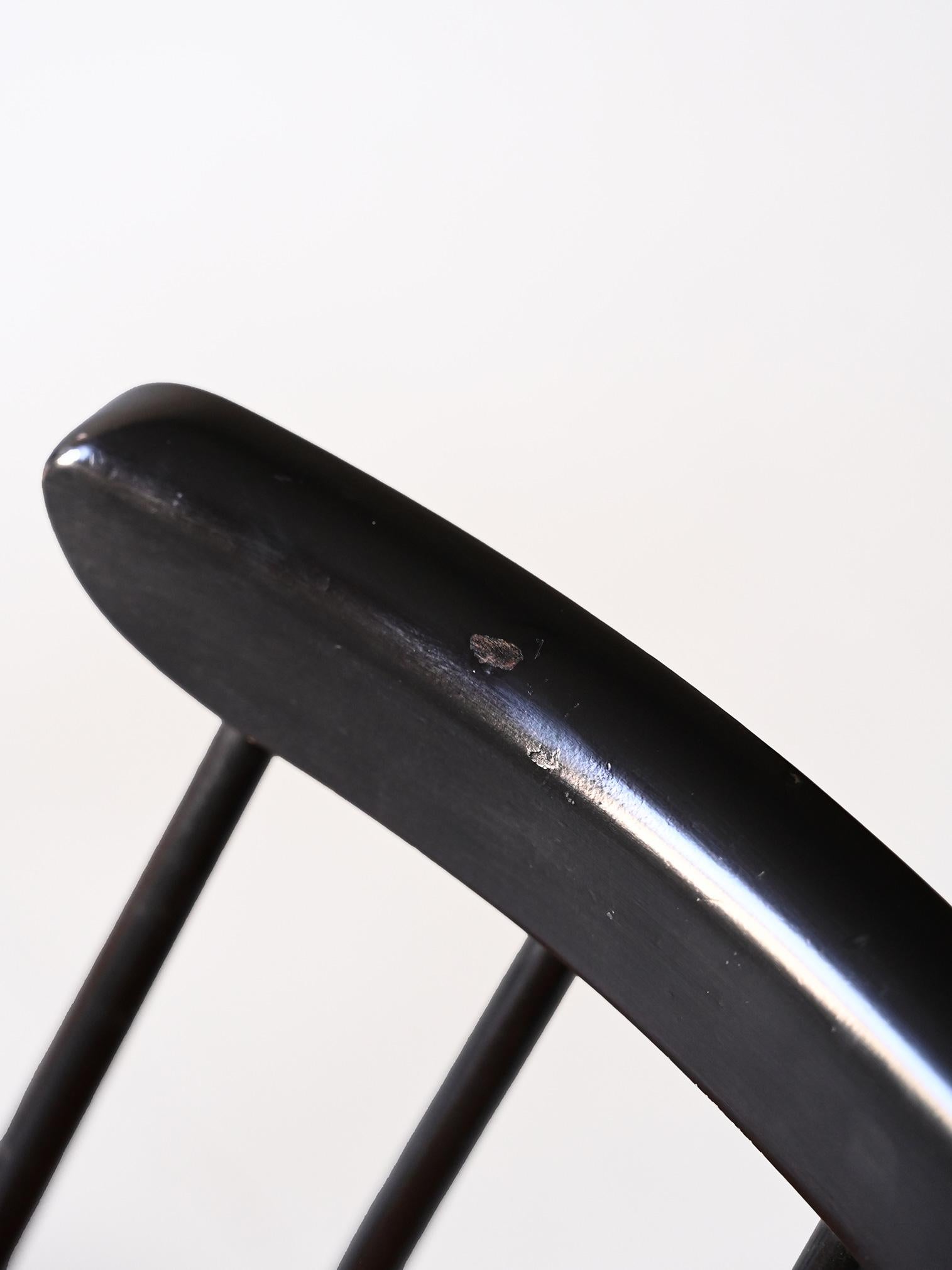 Pair of chairs designed by Ilmari Tapiovaaraa model 'Fanett' 2